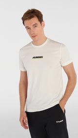 Hummel hmlFRED t-shirt s/s in off white - Image 1