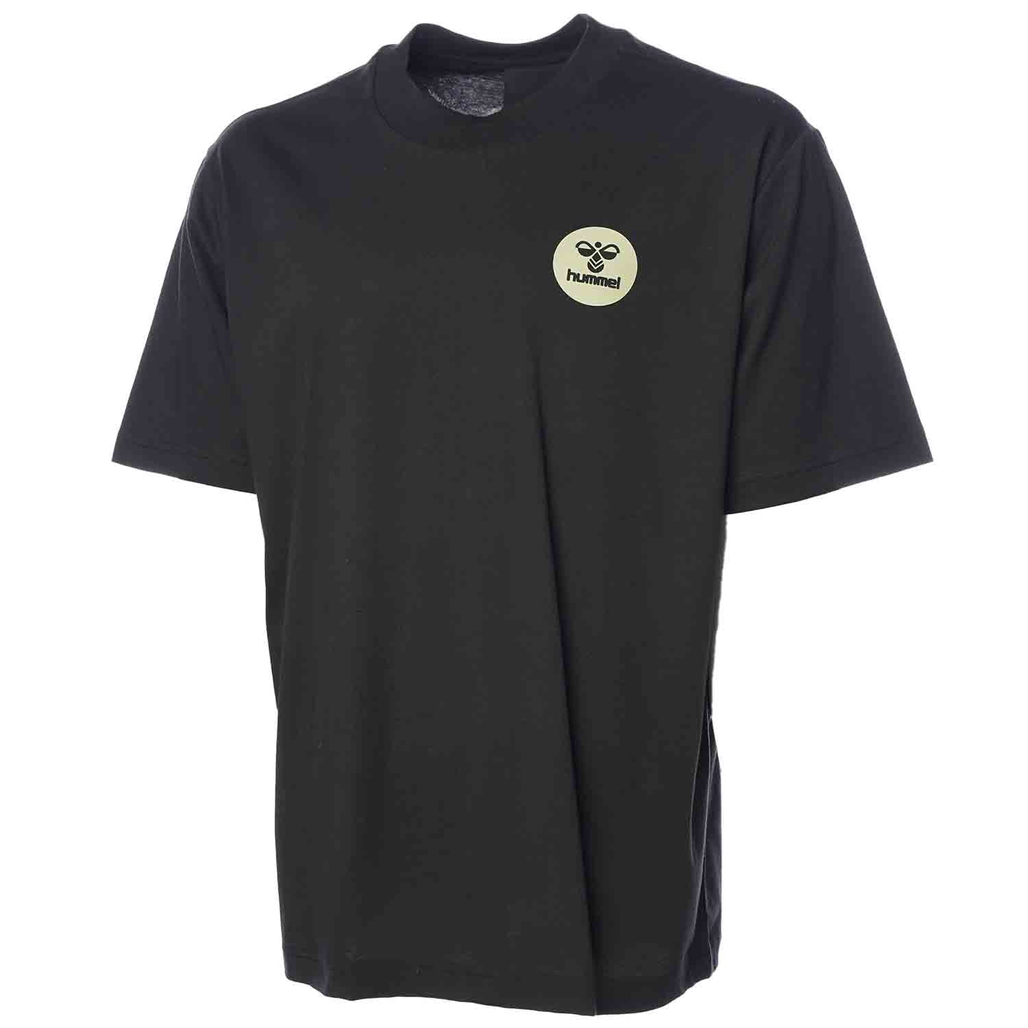 Hummel hmlMATTEO oversize t-shirt s/s in black - Image 4