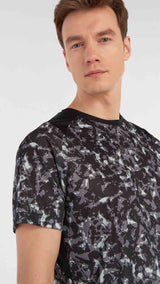 Hummel hmlMEGA t-shirt s/s in black - Image 8