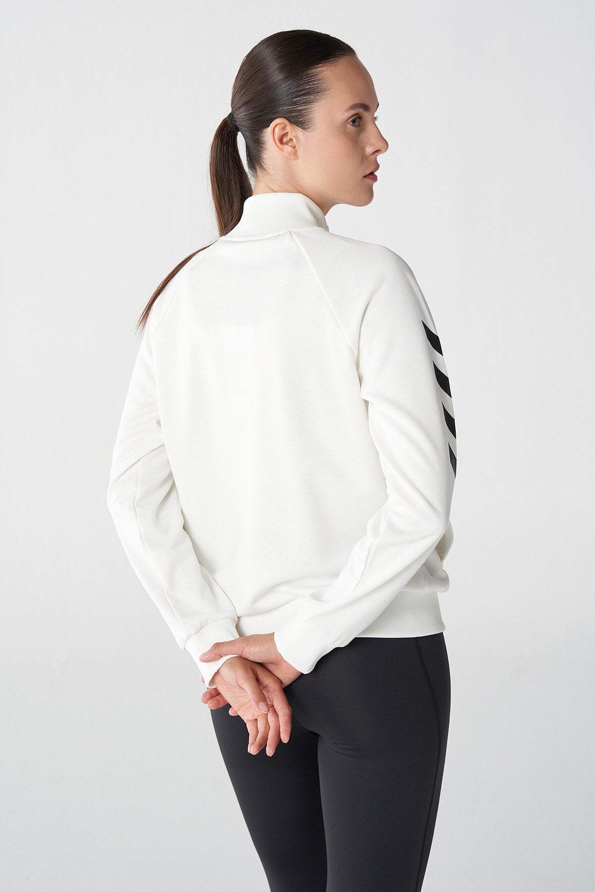 Hummel hmlGENESA zip jacket in off white - Image 3
