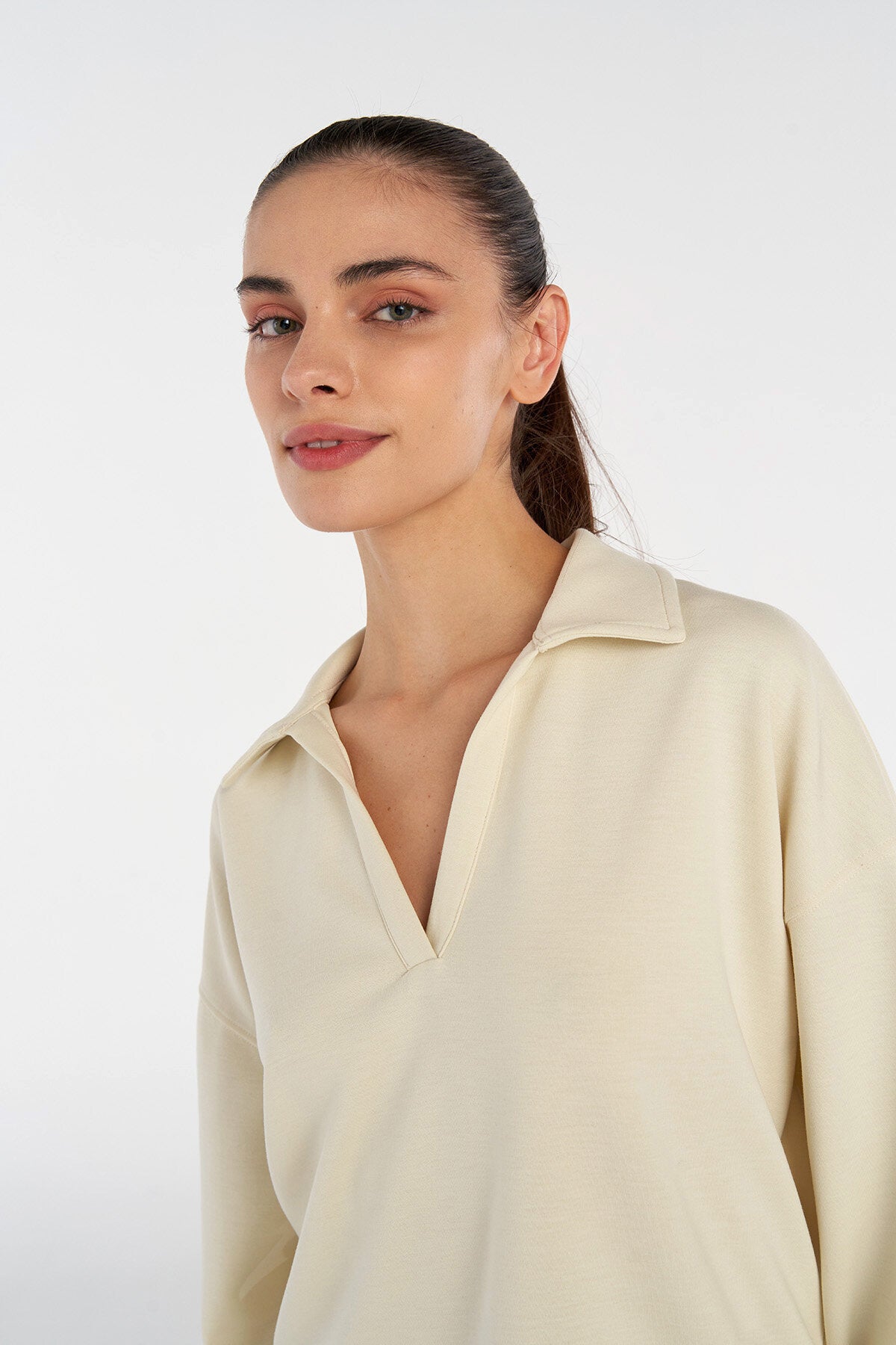 Hummel hmlBOLETTE sweatshirt in whitecap grey - Image 2