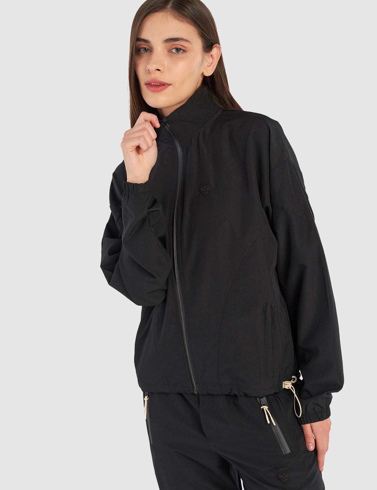 Hummel hmlEDNA zip jacket in black - Image 1