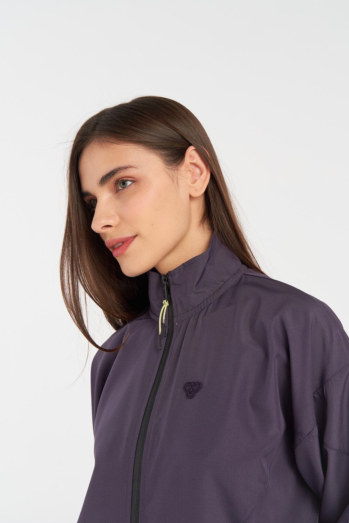 Hummel hmlEDNA zip jacket in plum perfect - Image 2