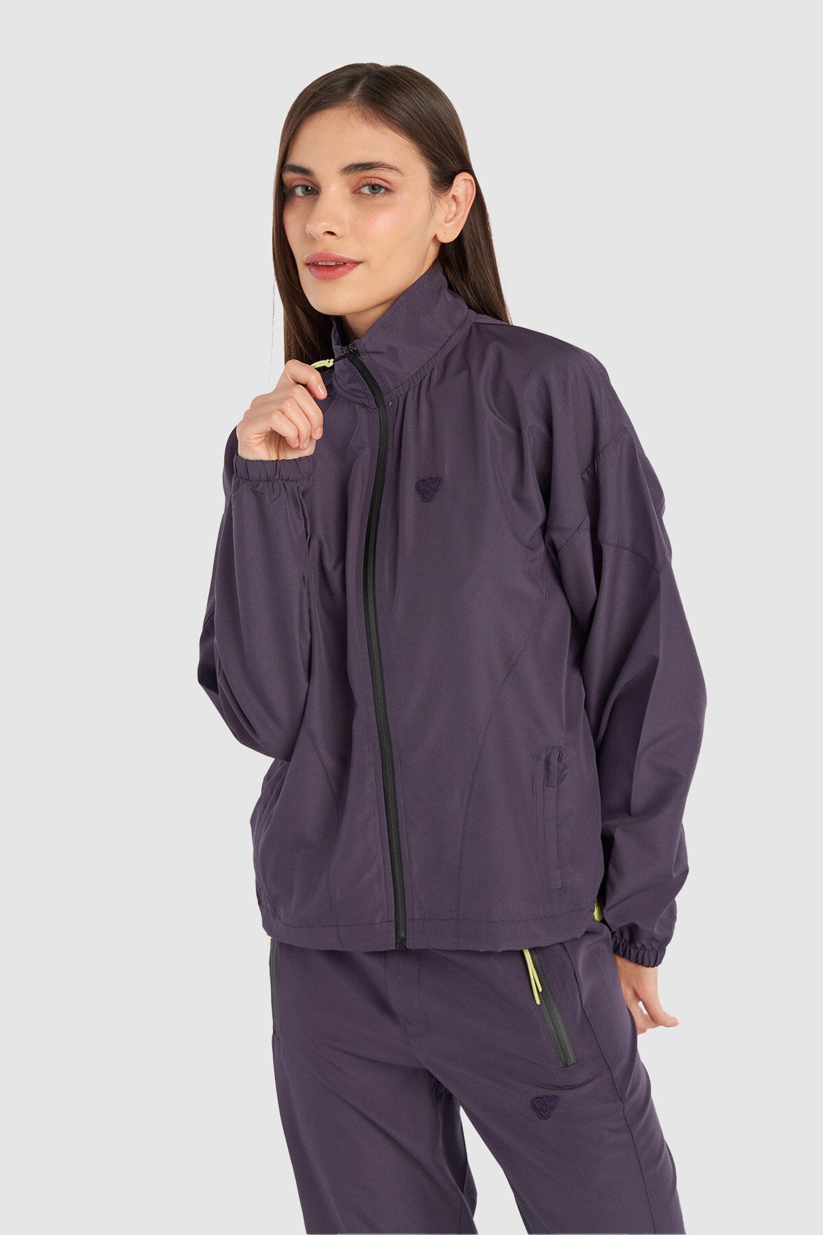 Hummel hmlEDNA zip jacket in plum perfect - Image 1