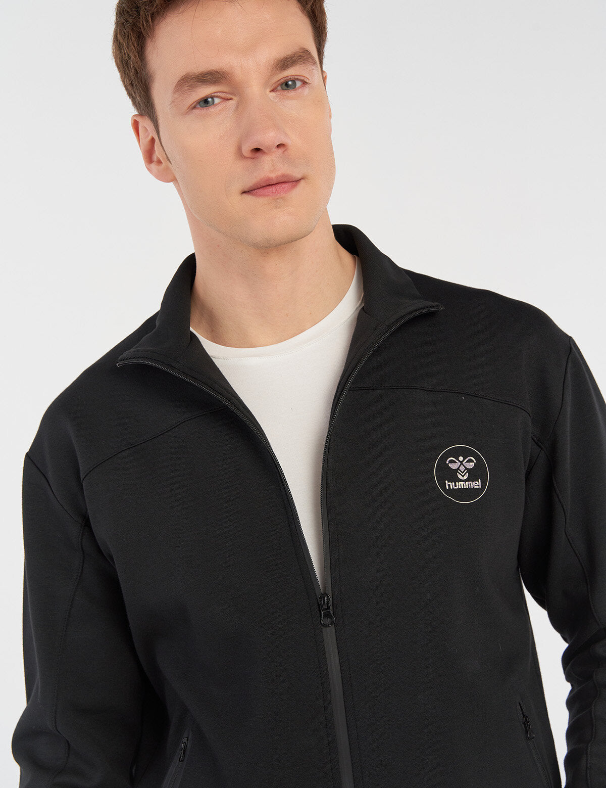 Hummel hmlROYAL zip jacket in black - Image 2