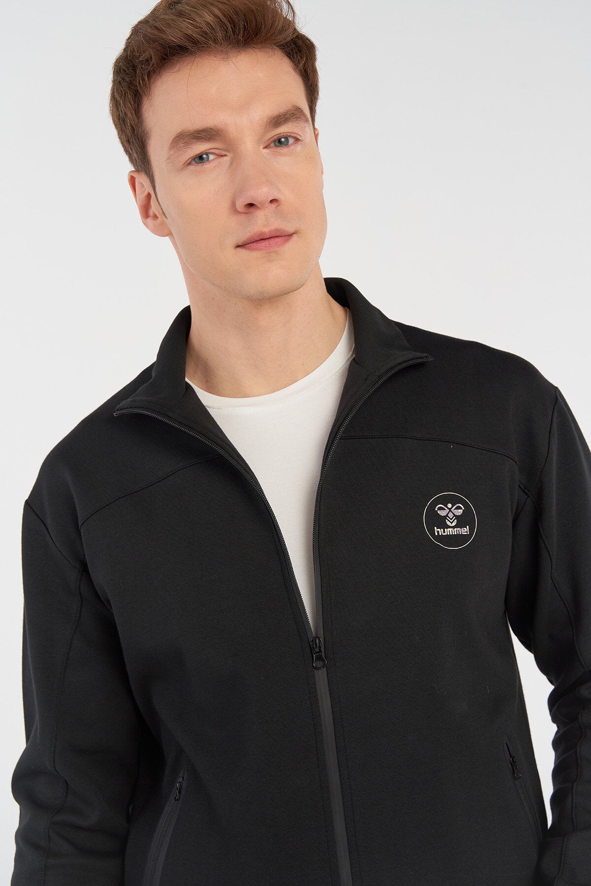Hummel hmlROYAL zip jacket in black - Image 2