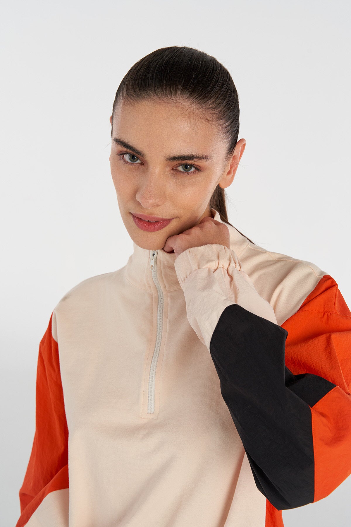 Hummel hmlSAGE zip neck sweatshirt in whitecap grey - Image 7