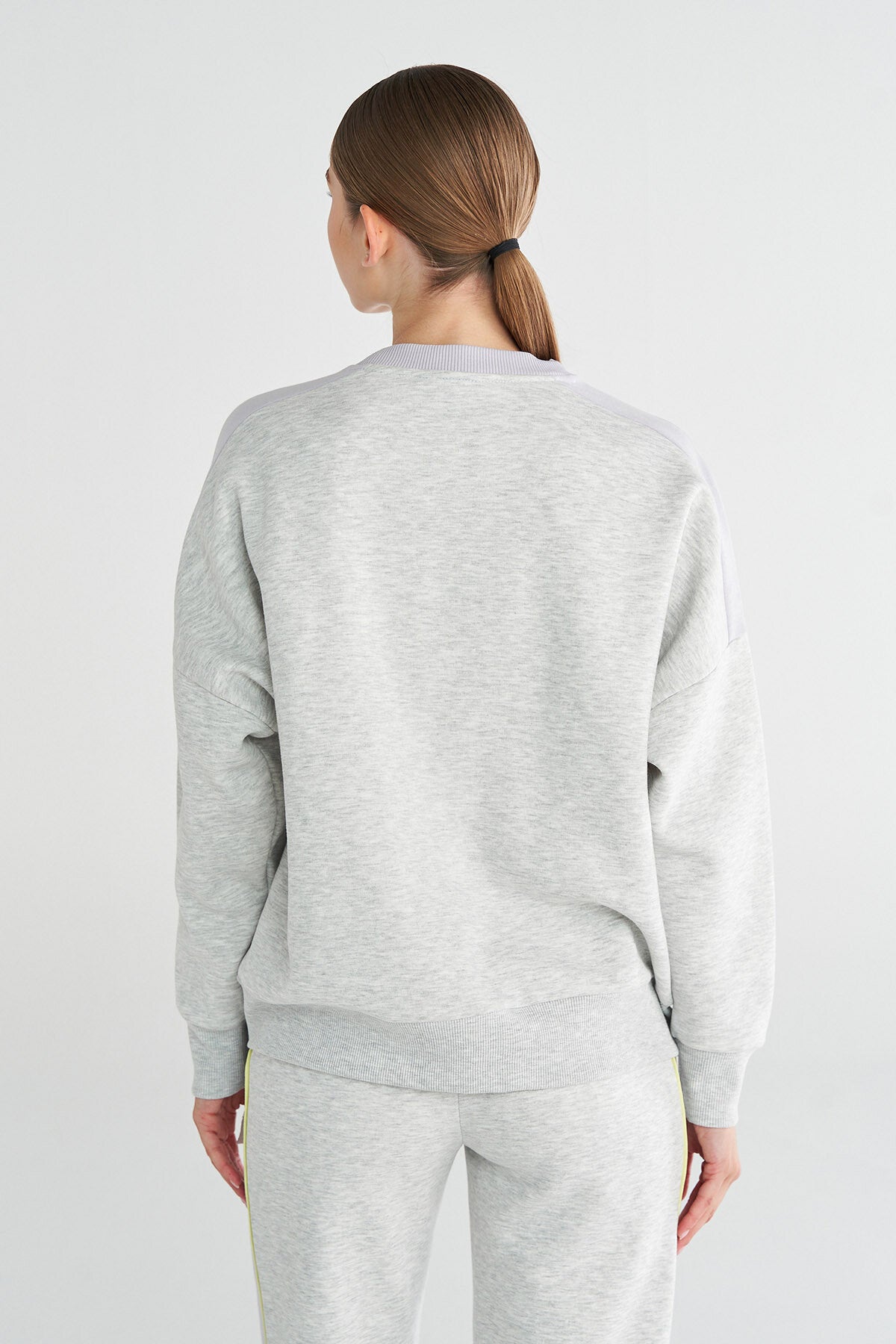 Hummel bexley sweatshirt in snow melange - Image 2