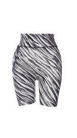 Hummel hmlCAKY biker tight in black - Image 4