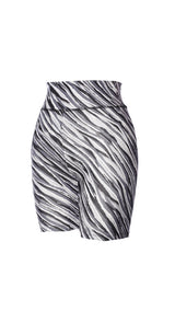 Hummel hmlCAKY biker tight in black - Image 9