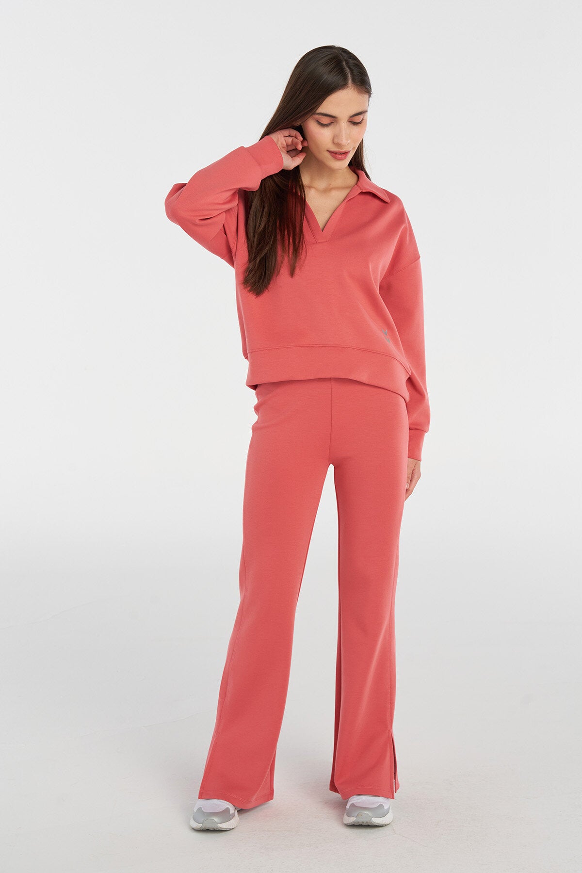 Hummel hmlBOLETTE pants in mineral red - Image 2