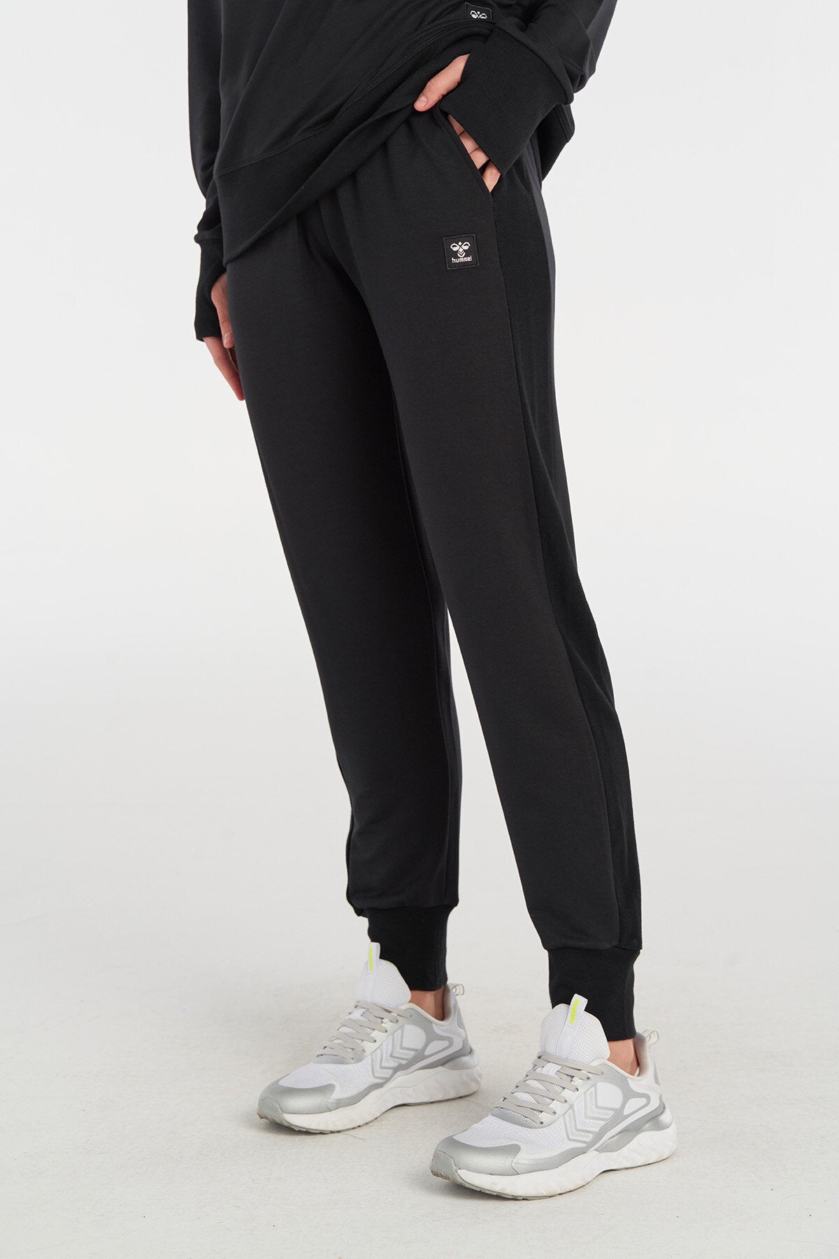Hummel hmlJONINA pants in black - Image 1