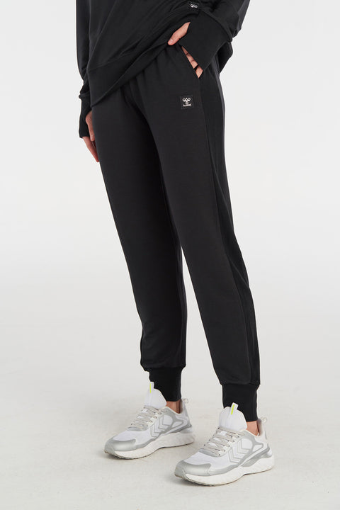 Hummel hmlJONINA pants in black