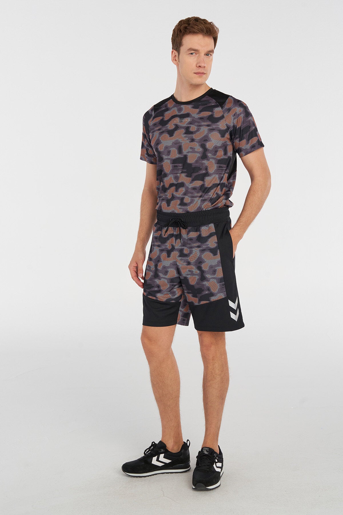 Hummel hmlVEGA shorts in plum perfect - Image 7