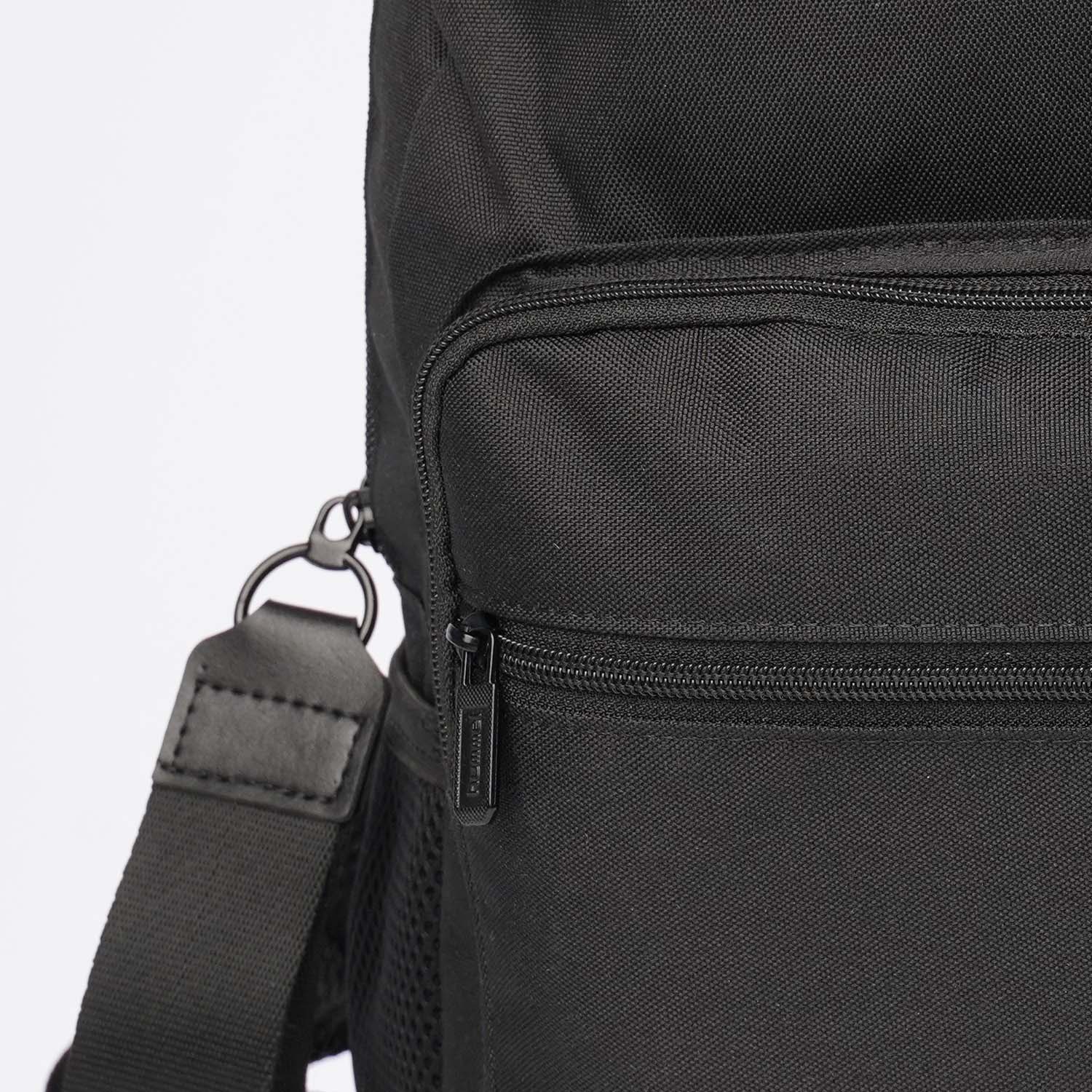 Hummel hmlDEVI backpack in black - Image 6