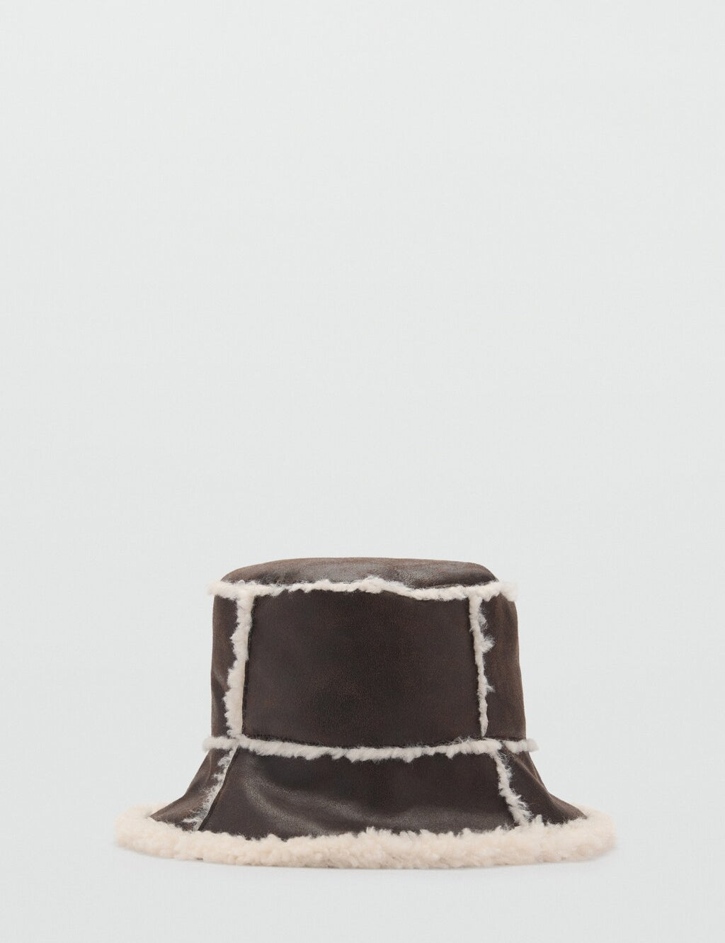 Mango beanie bond in chocolate - B