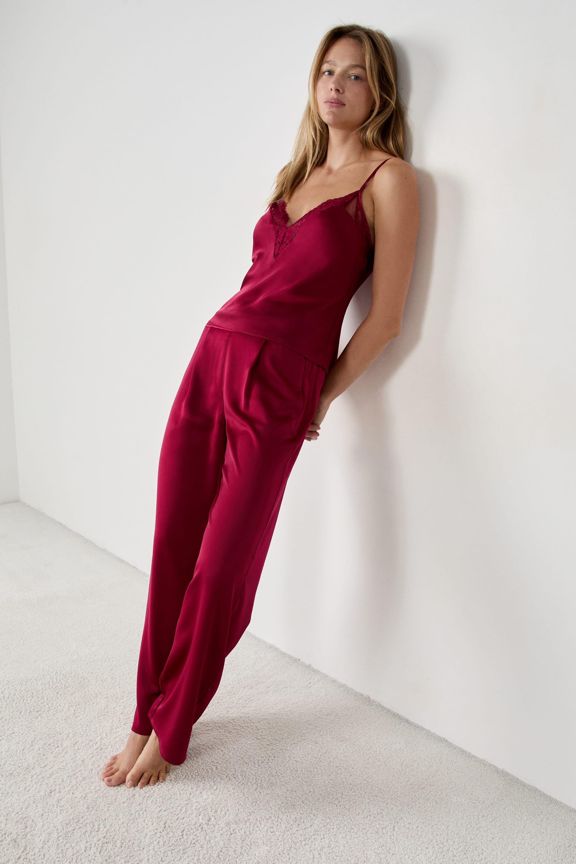 Etam ERIKE - PANTALON in Garnet Bordeaux - View 3
