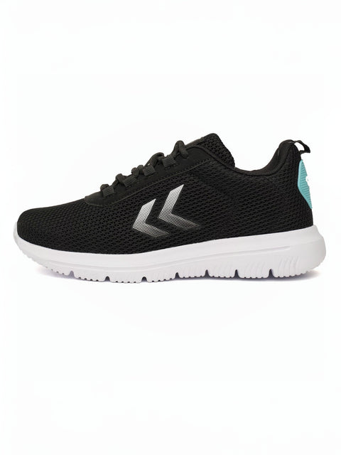 Hummel tyro in black
