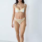 Etam somptueuse - n*4 classique in pale yellow