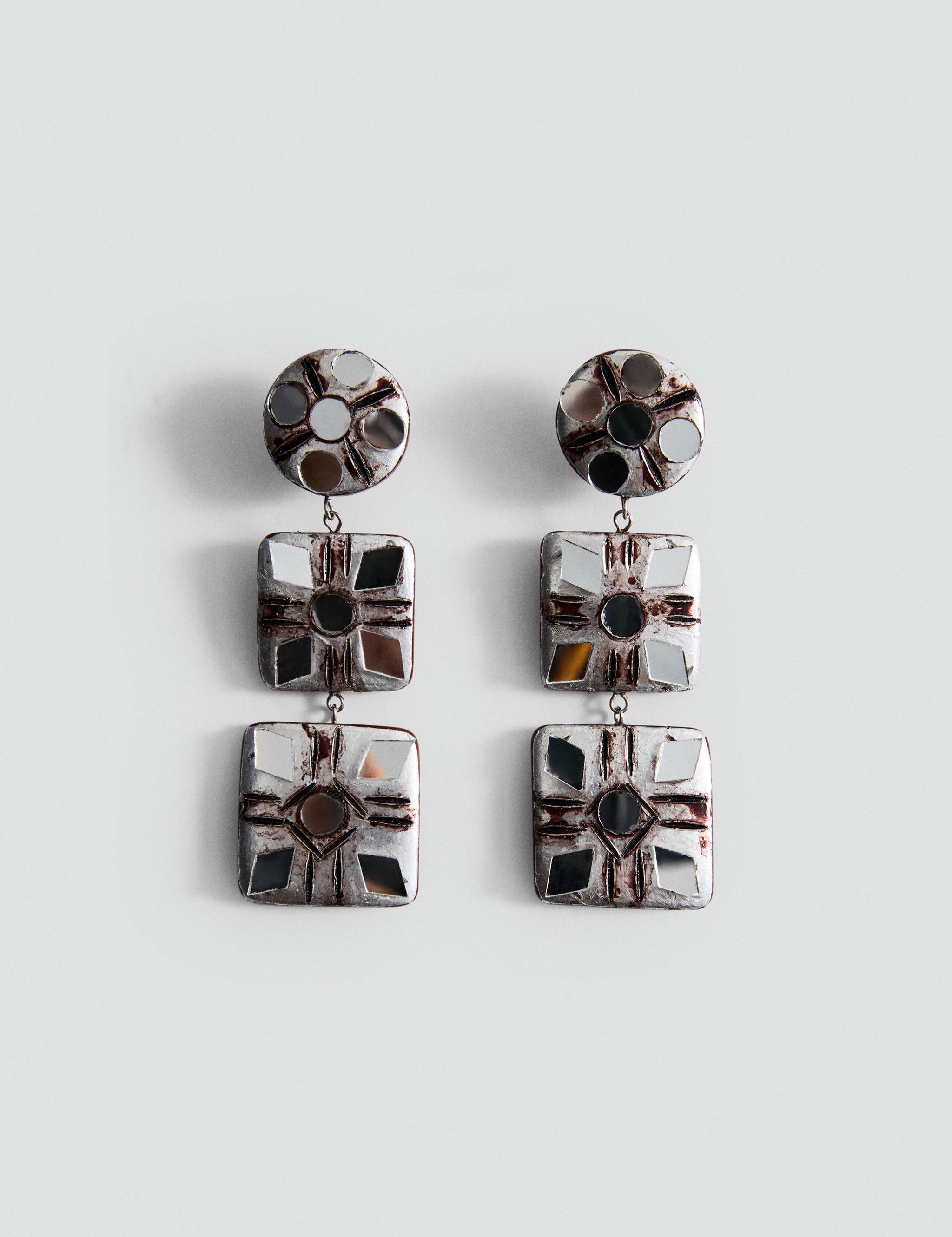 Mango pendiente tao in brown - Image 1