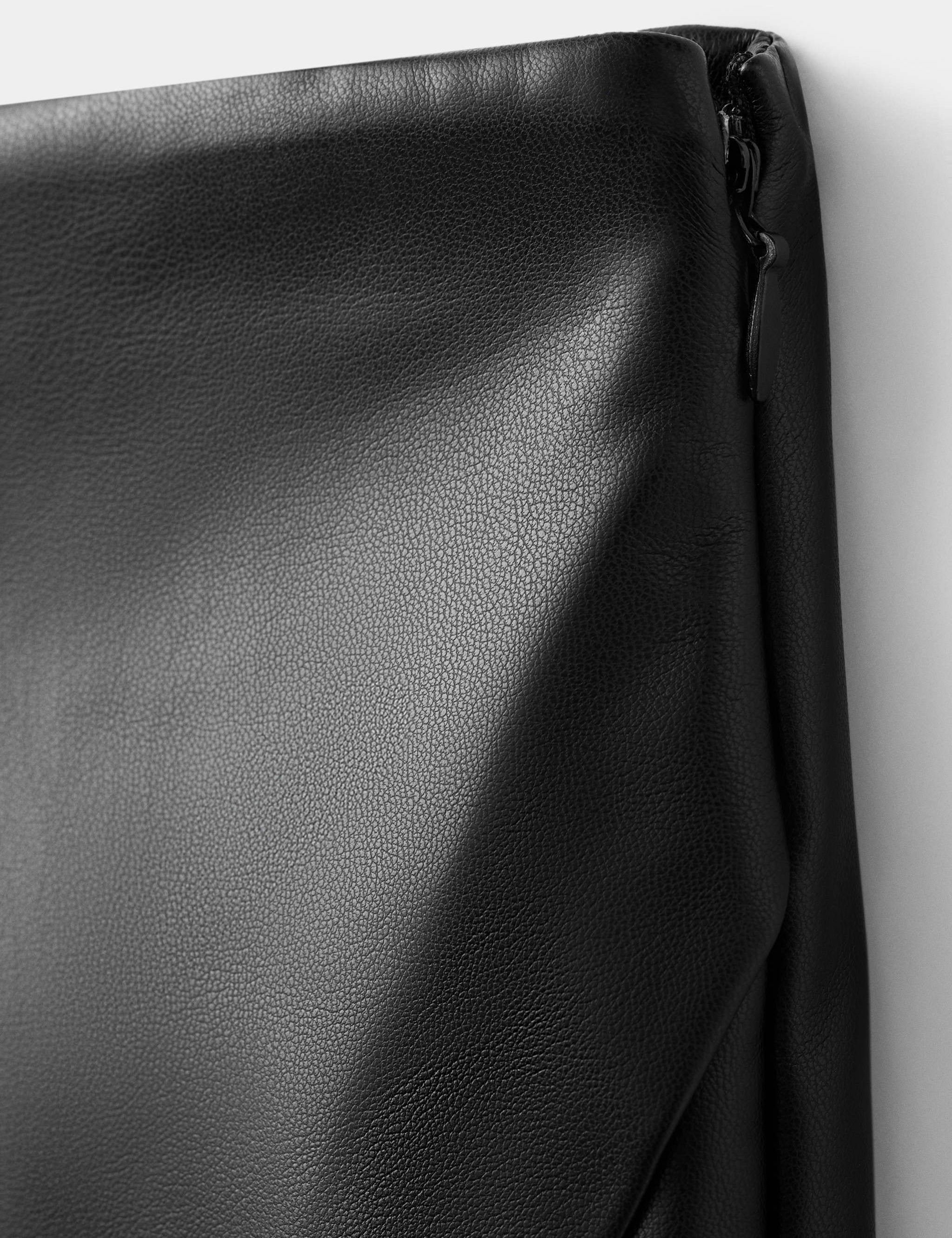 Mango skirt candy in black - Image 2