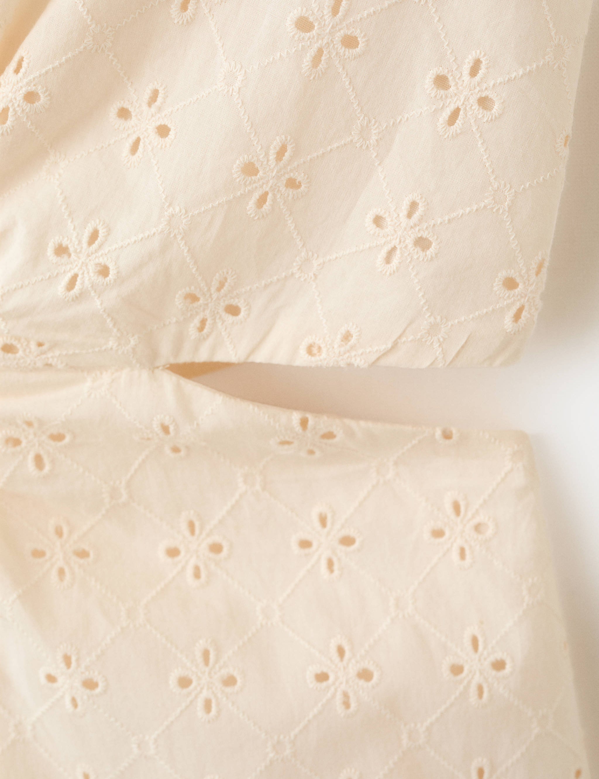 Mango vestido flor in raw - Image 2