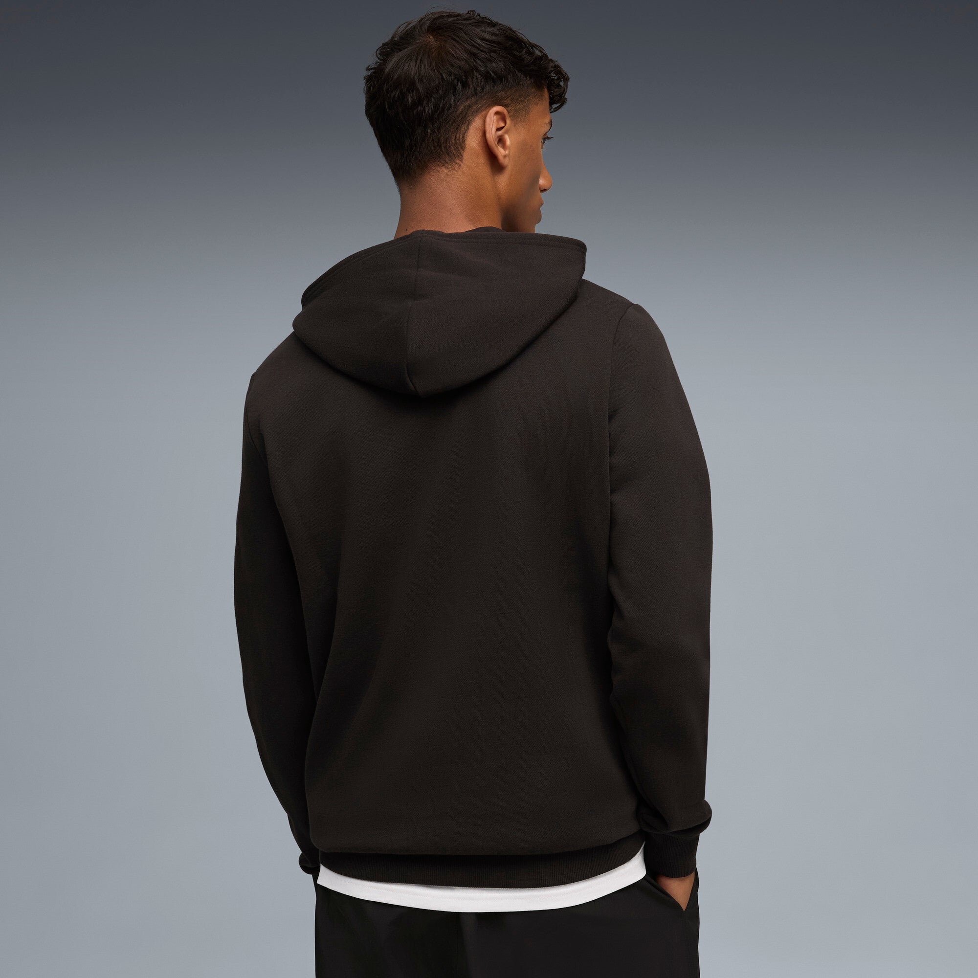 PUMA F1® ESSENTIALS logo graphic hoodie in black - Image 2