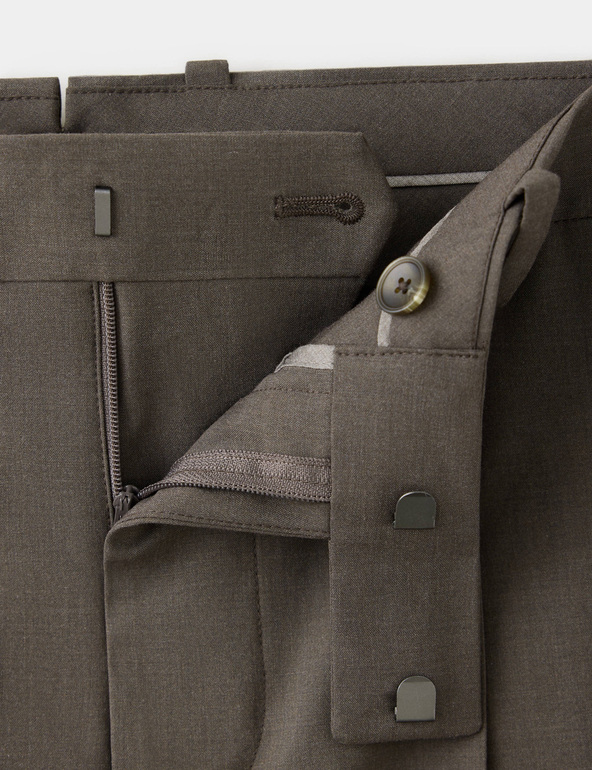 Mango pantalon boston in mole - Image 2