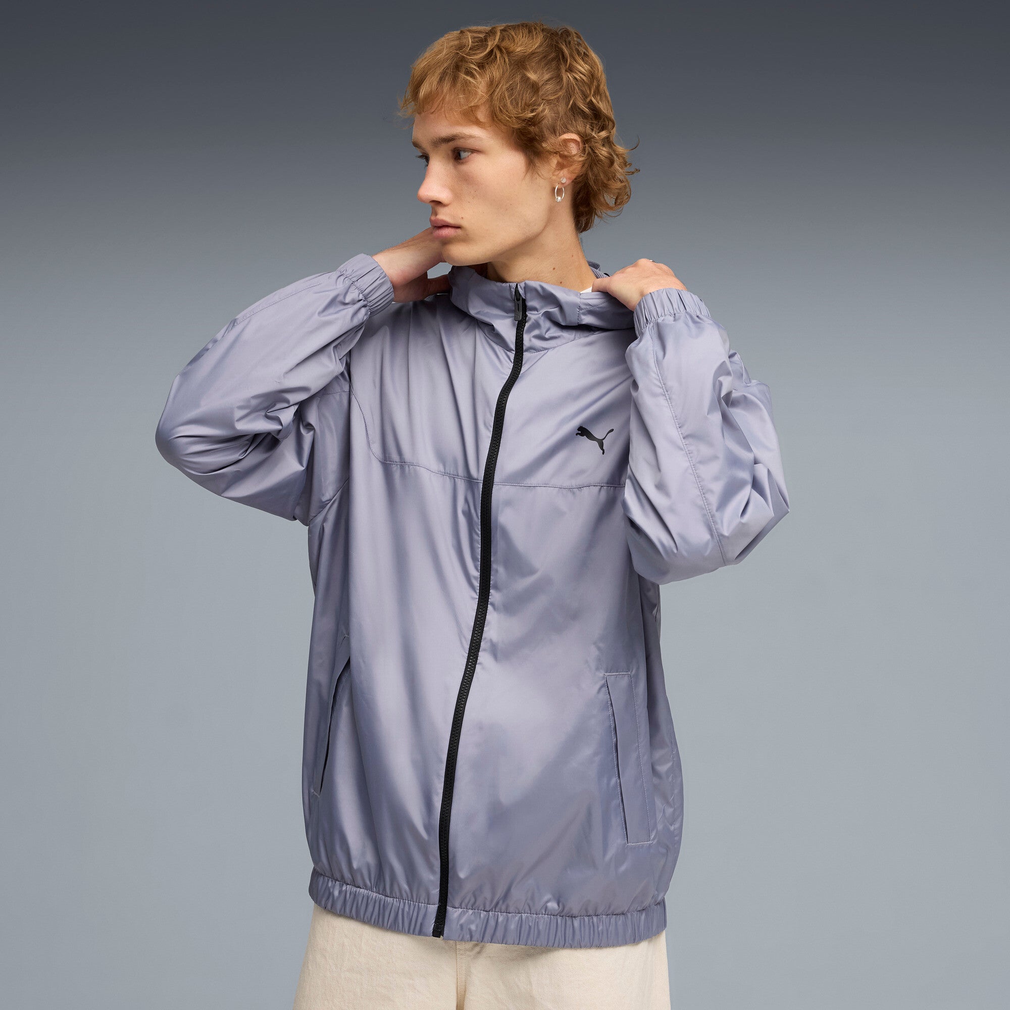 PUMA essentials relaxed windbreaker men in gray sky - Image 3