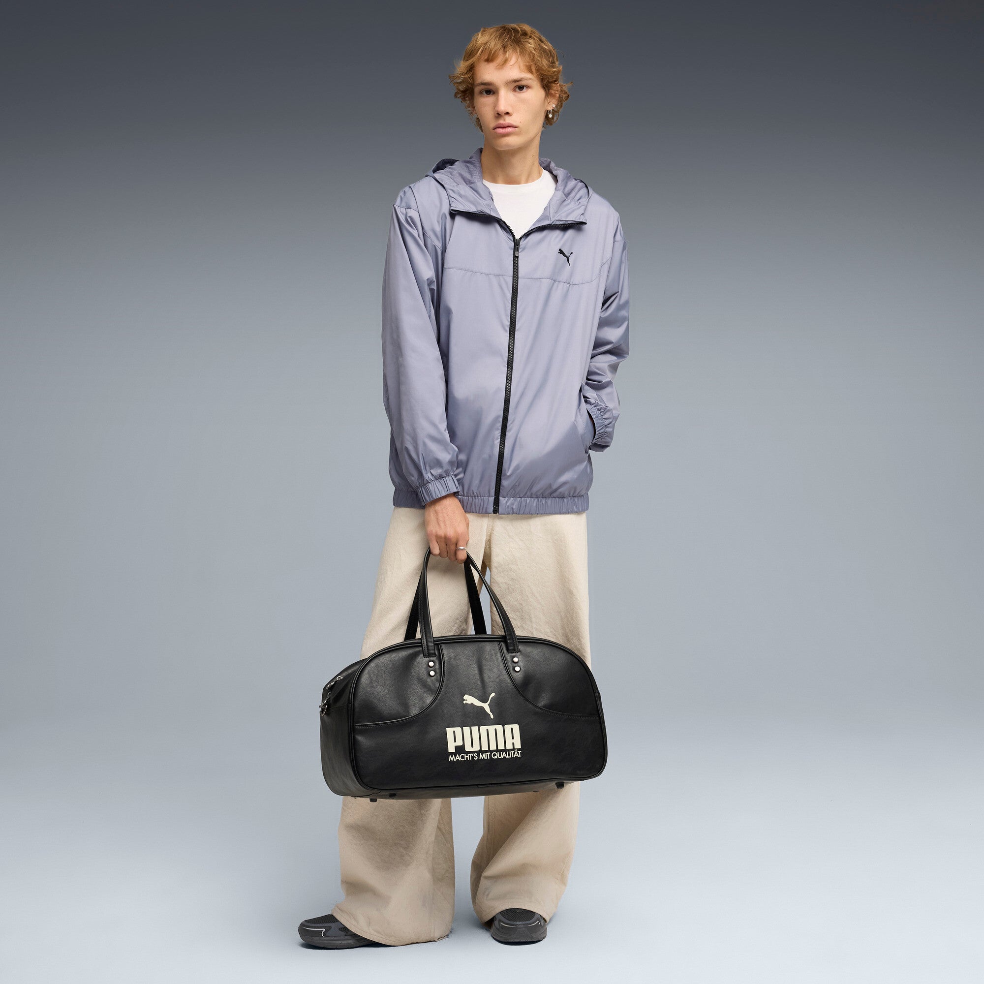 PUMA essentials relaxed windbreaker men in gray sky - Image 5
