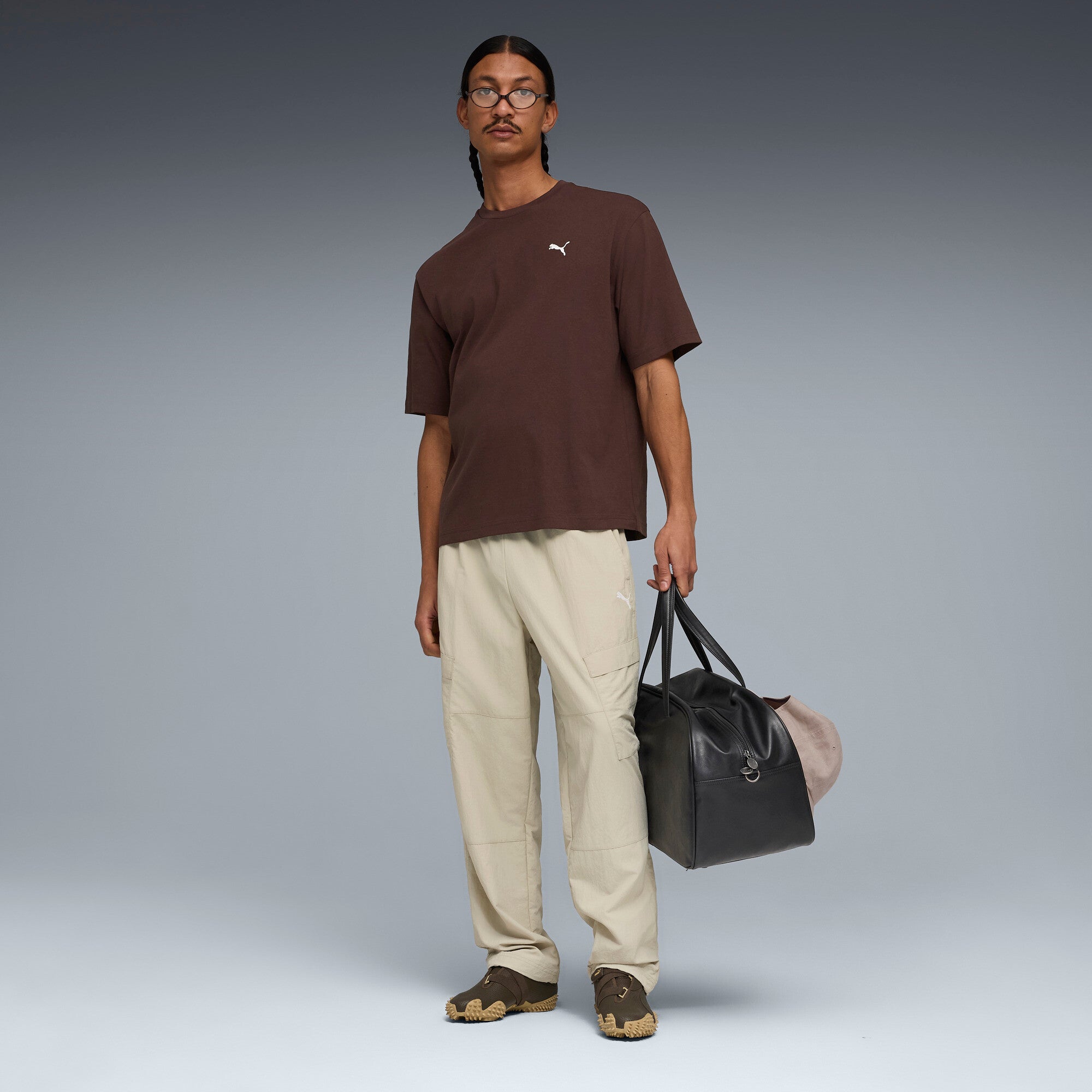 PUMA WARDROBE ESS boxy tee men in chocolate brown - Image 5