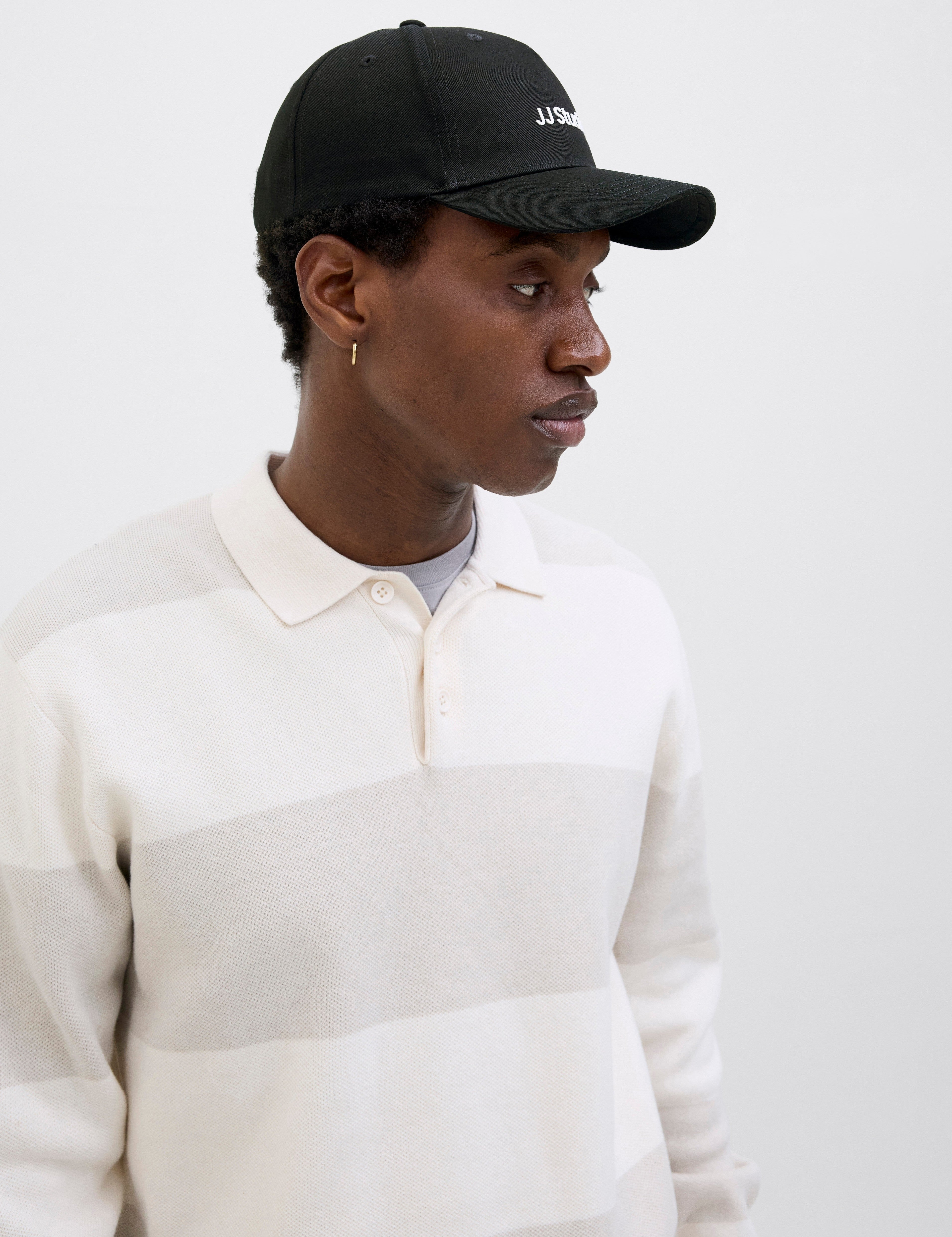 JACK & JONES JACBASE soho cap in black - Image 1