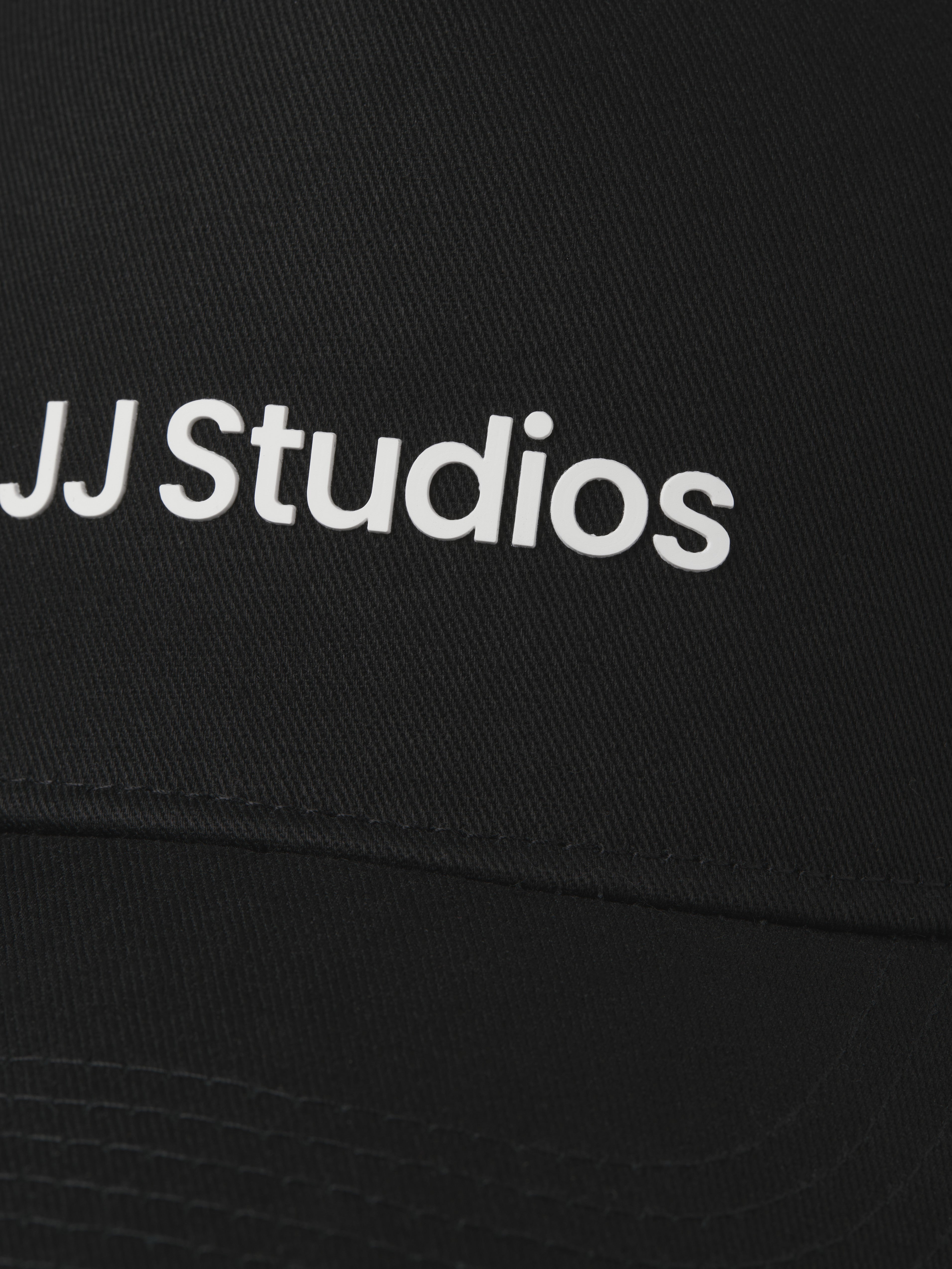 JACK & JONES JACBASE soho cap in black - Image 4