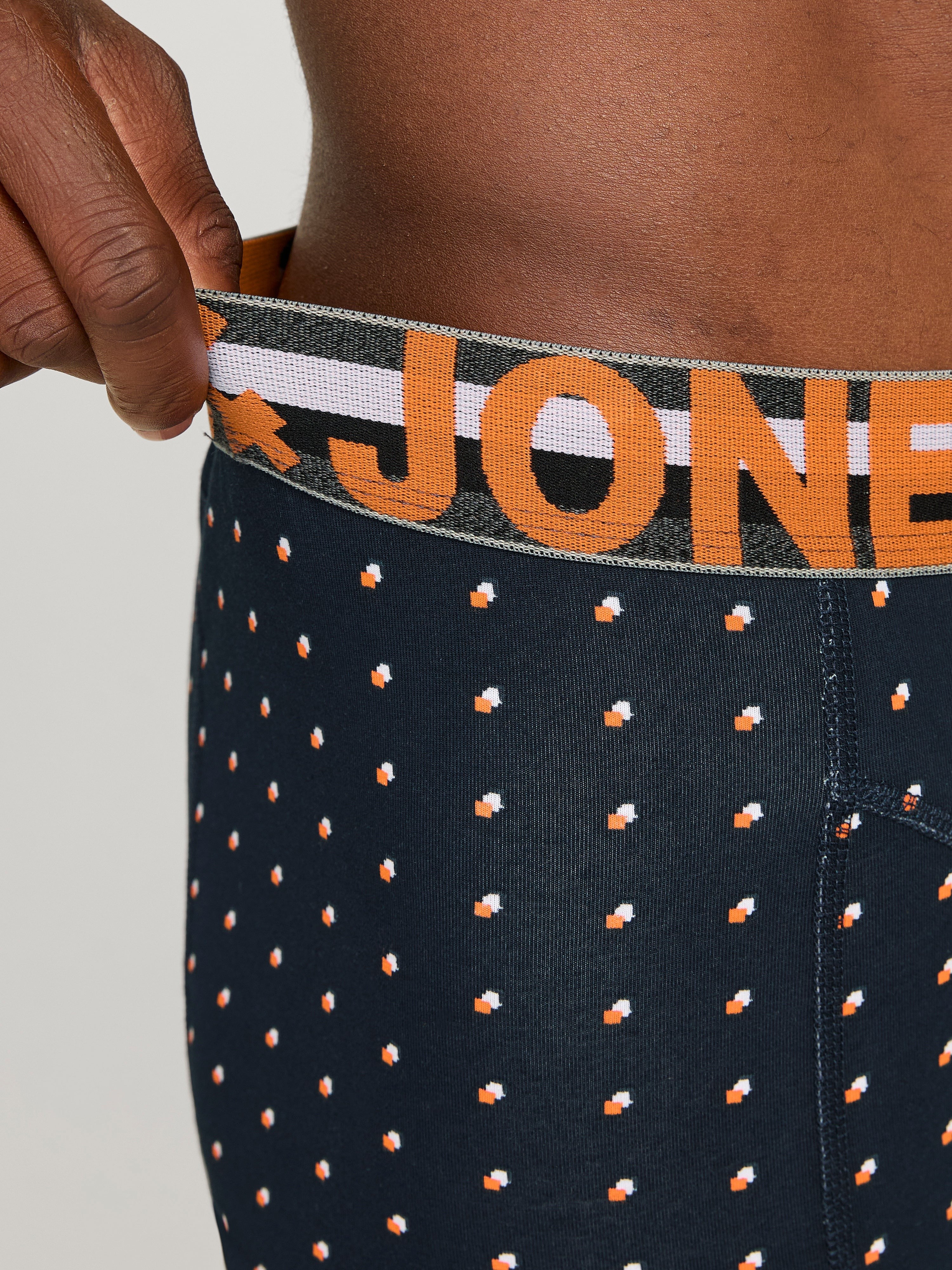 JACK & JONES JACHENRIK trunks pack in black - Image 5
