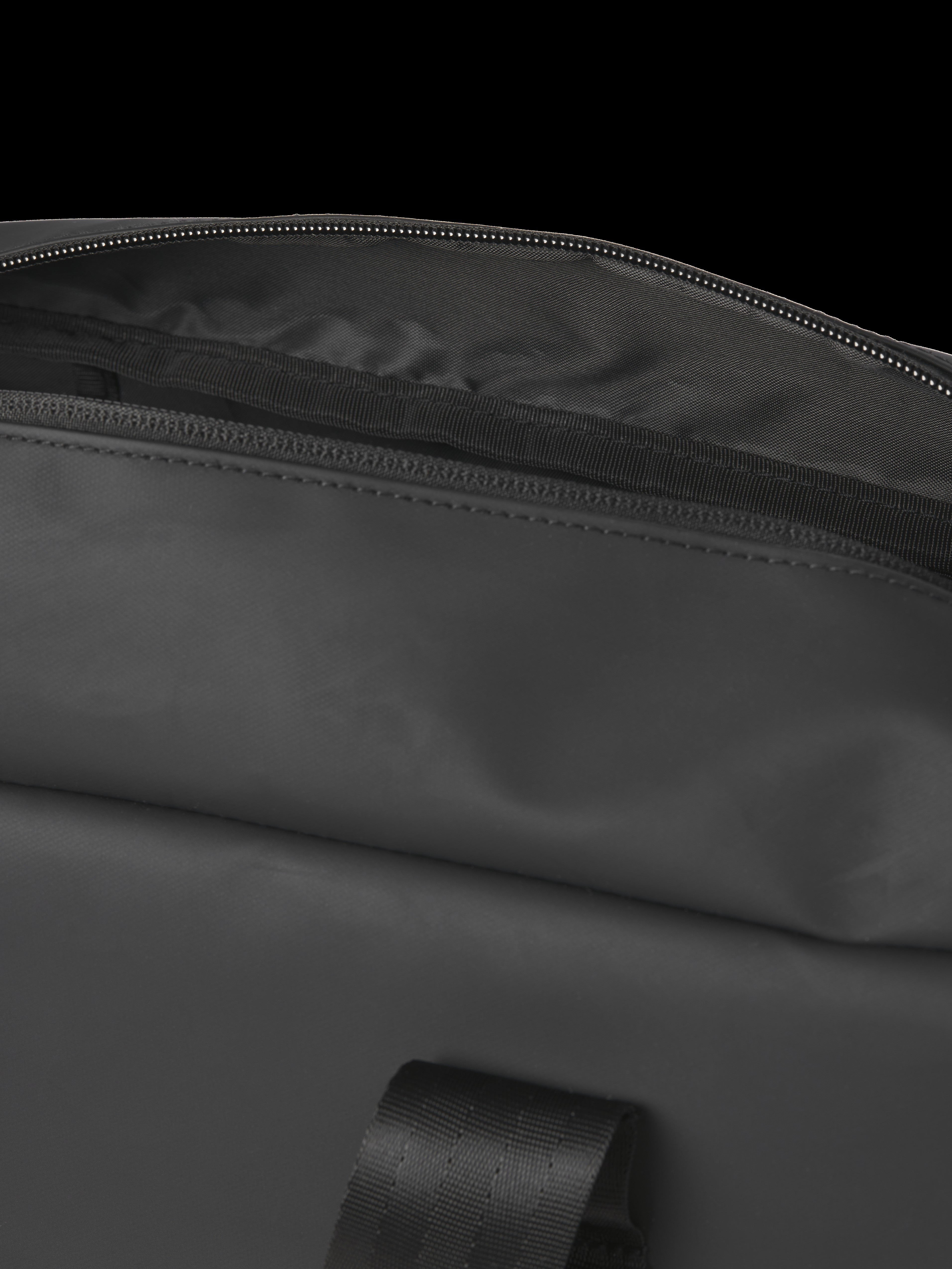 JACK & JONES JACOAKBAY duffelbag in black - Image 5