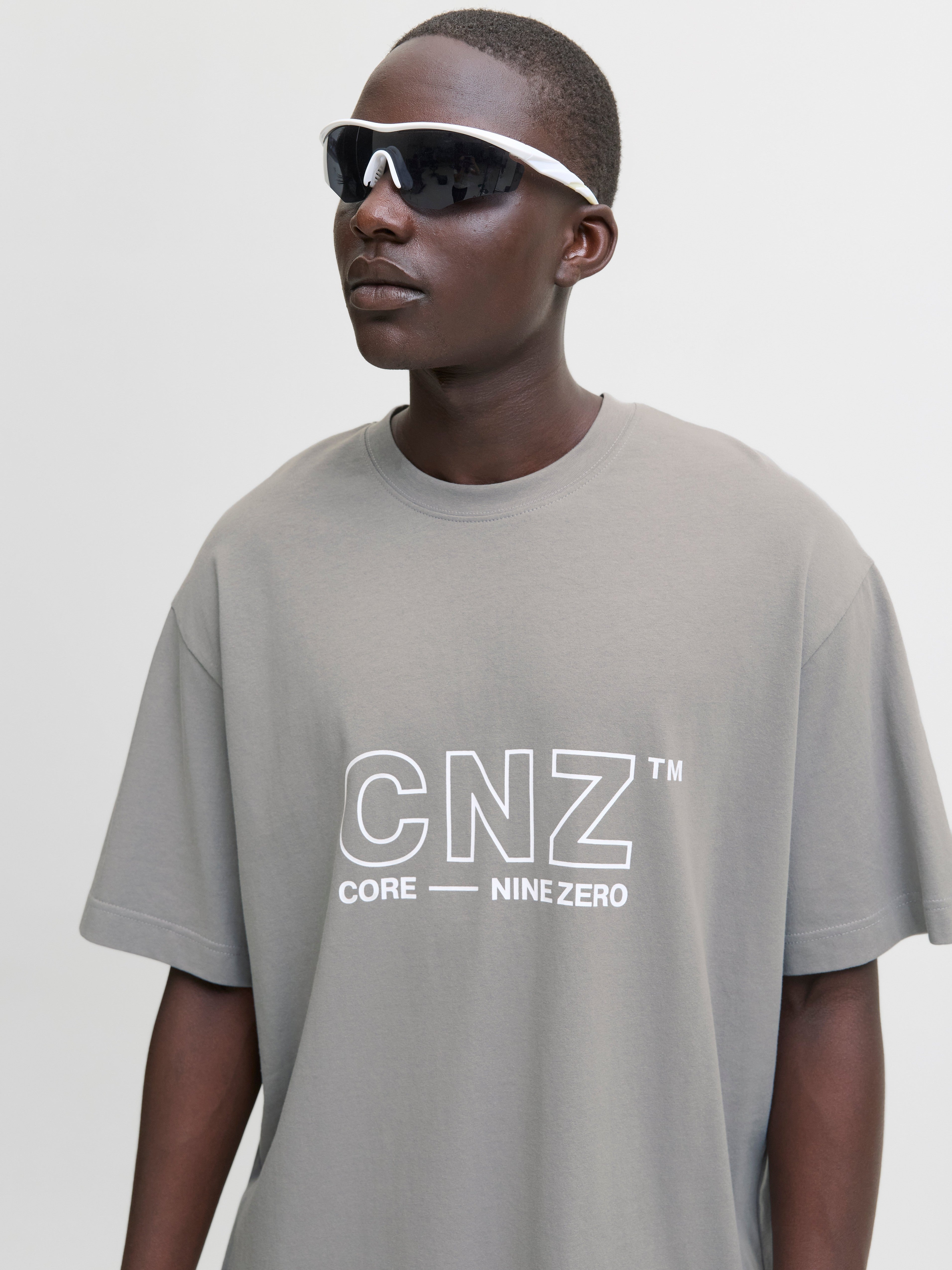 JACK & JONES JCOCNZAMSTERDAM branding t-shirt in gray flannel - Image 8