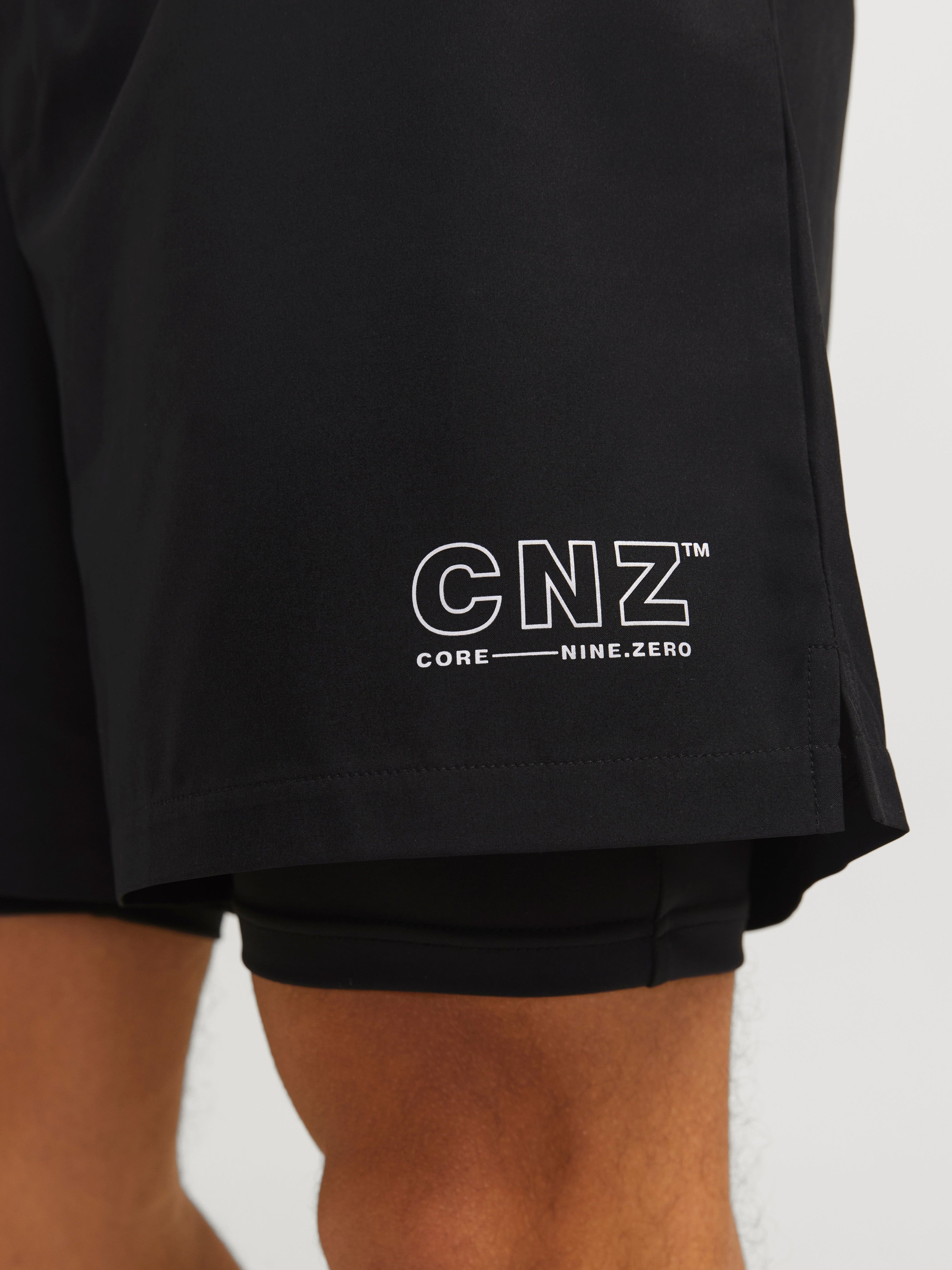 JACK & JONES JCOCNZ shorts with inner tights in black - Image 7