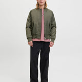 JACK & JONES JCOCOVER script back tee crew neck in grape shake - Image 5