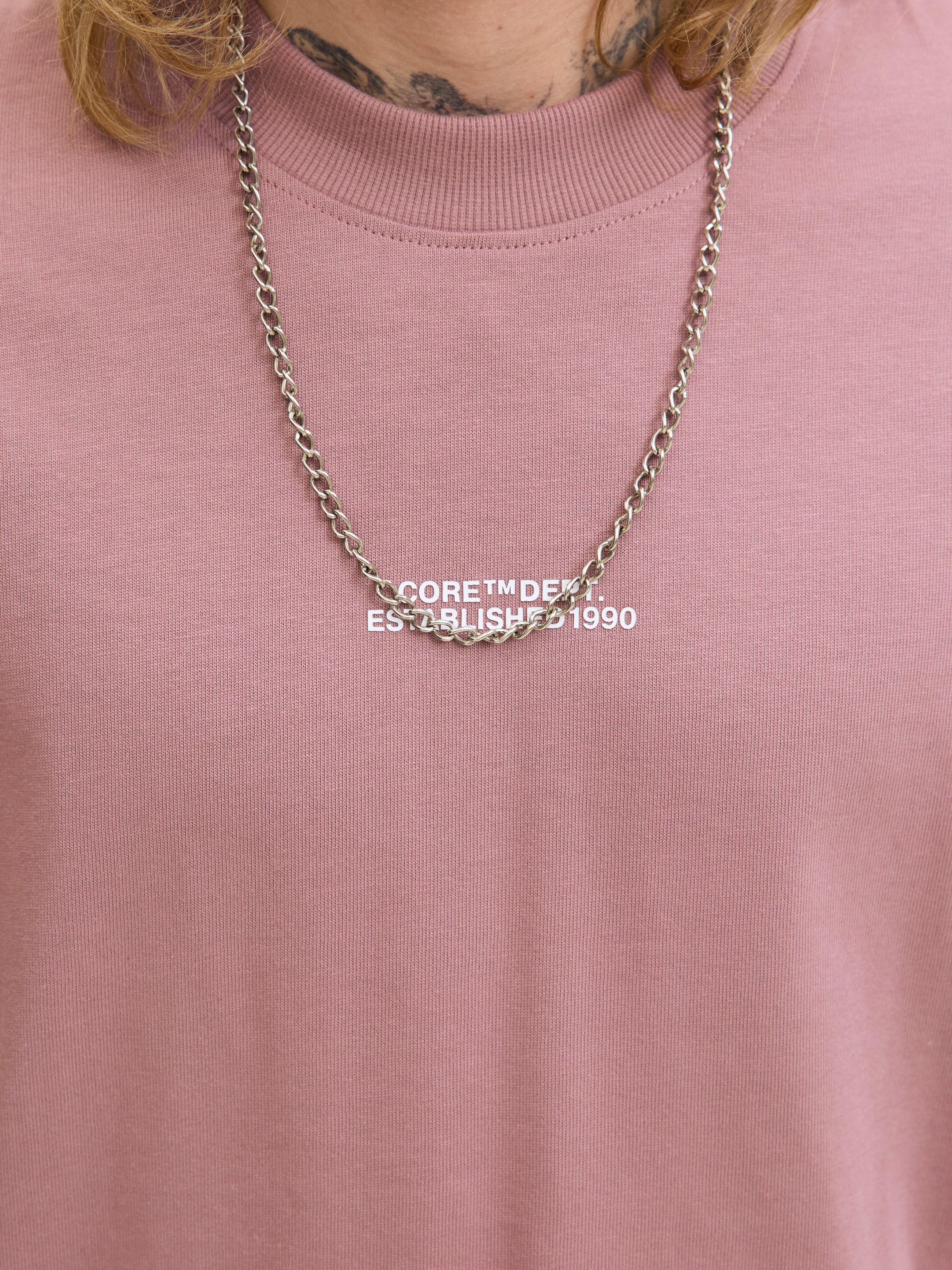 JACK & JONES JCOCOVER script back tee crew neck in grape shake - Image 7