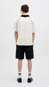 JACK & JONES JCORETREAT aop mesh open collar polo in cloud dancer - Image 2