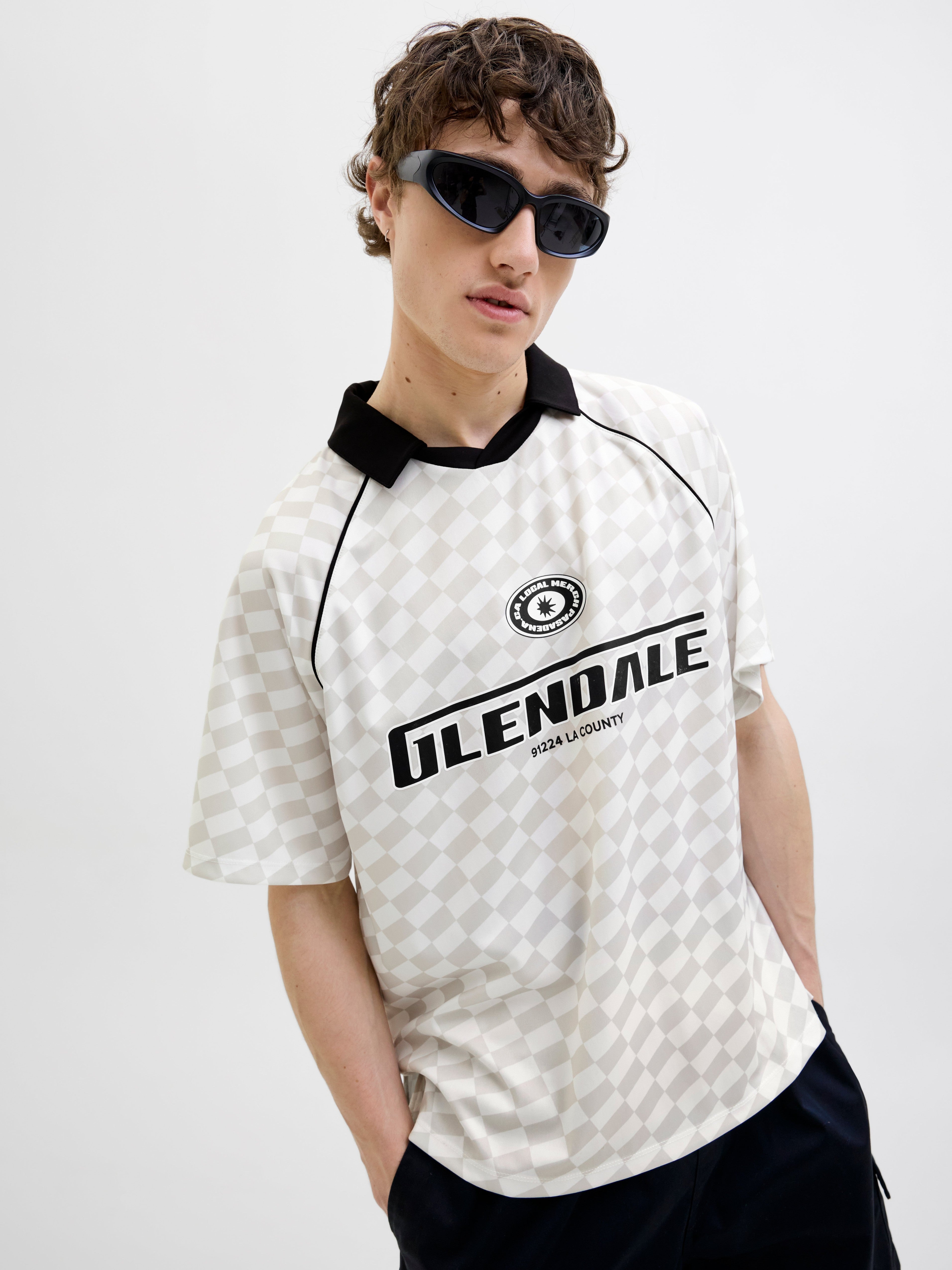 JACK & JONES JCORETREAT aop mesh open collar polo in cloud dancer - Image 7