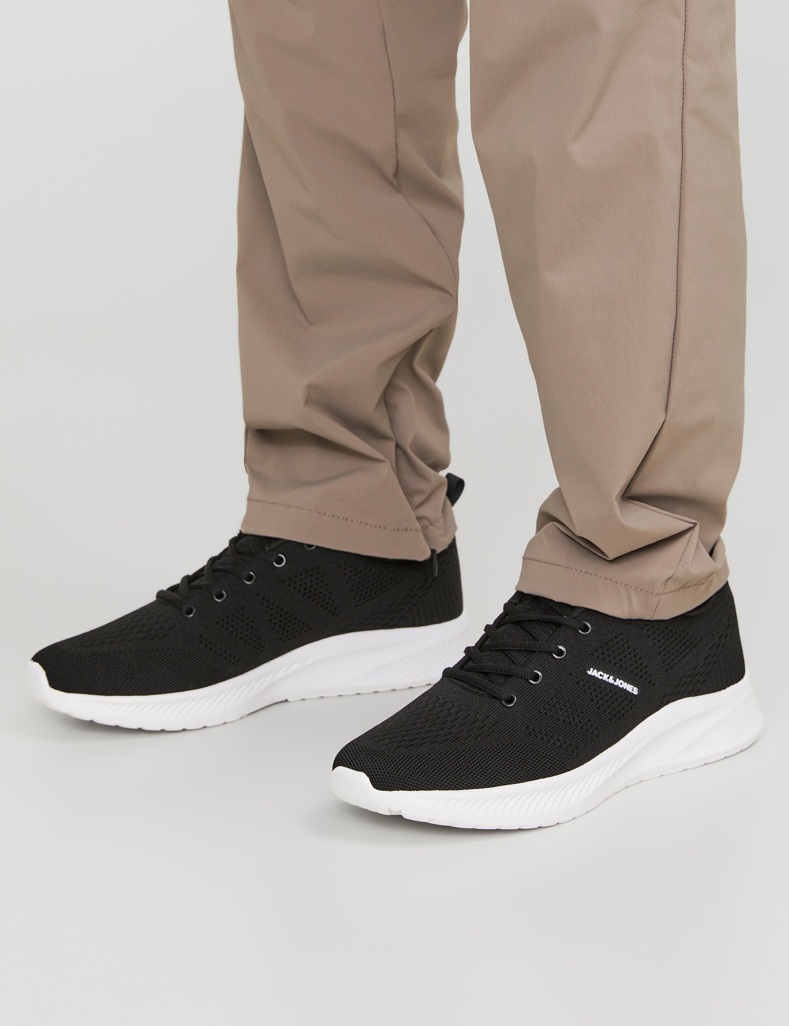 JACK & JONES JFWCROXLEY knit sneaker in asphalt anthracite - Image 1