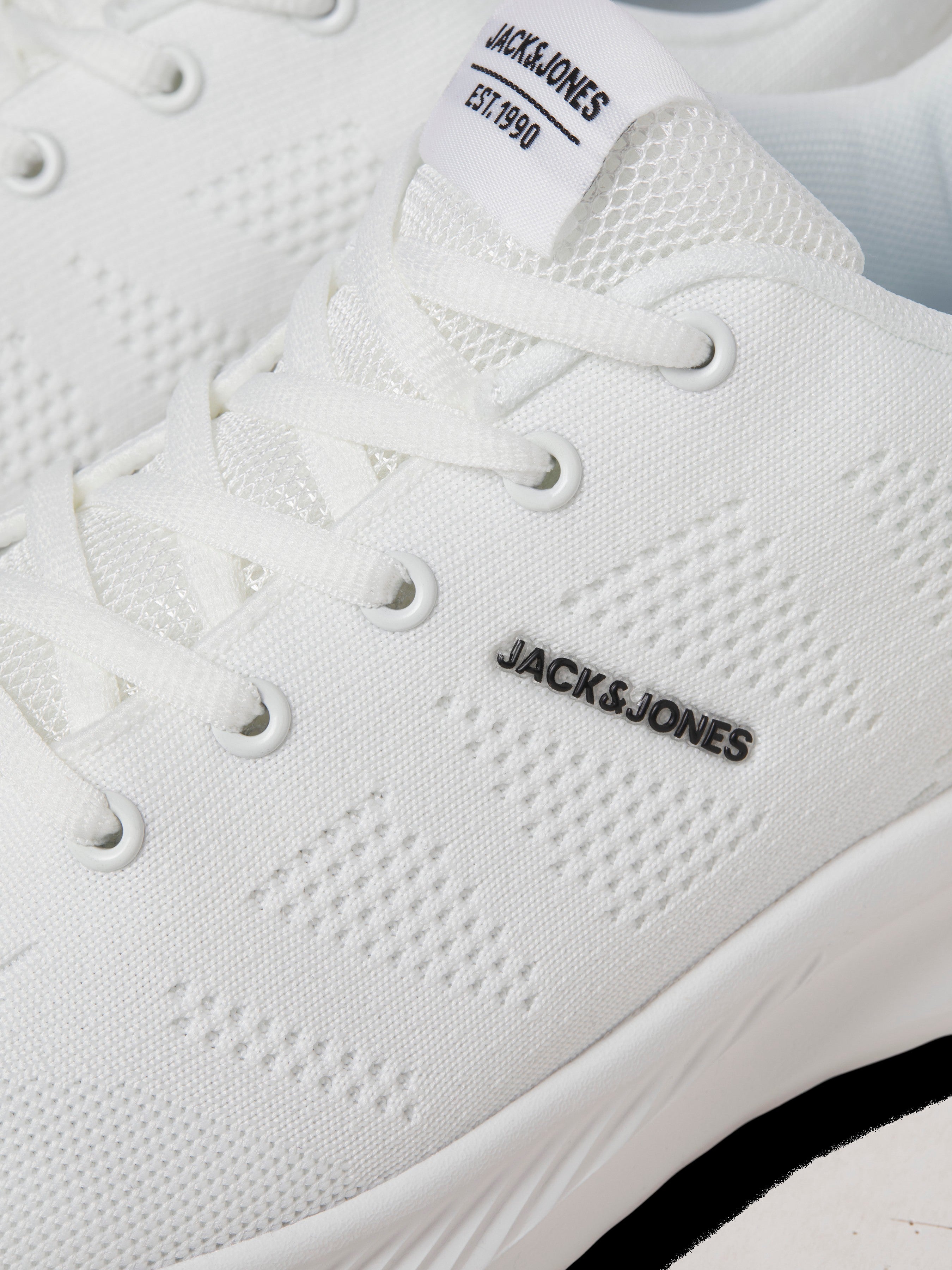 JACK & JONES JFWCROXLEY knit sneaker in bright white - Image 7