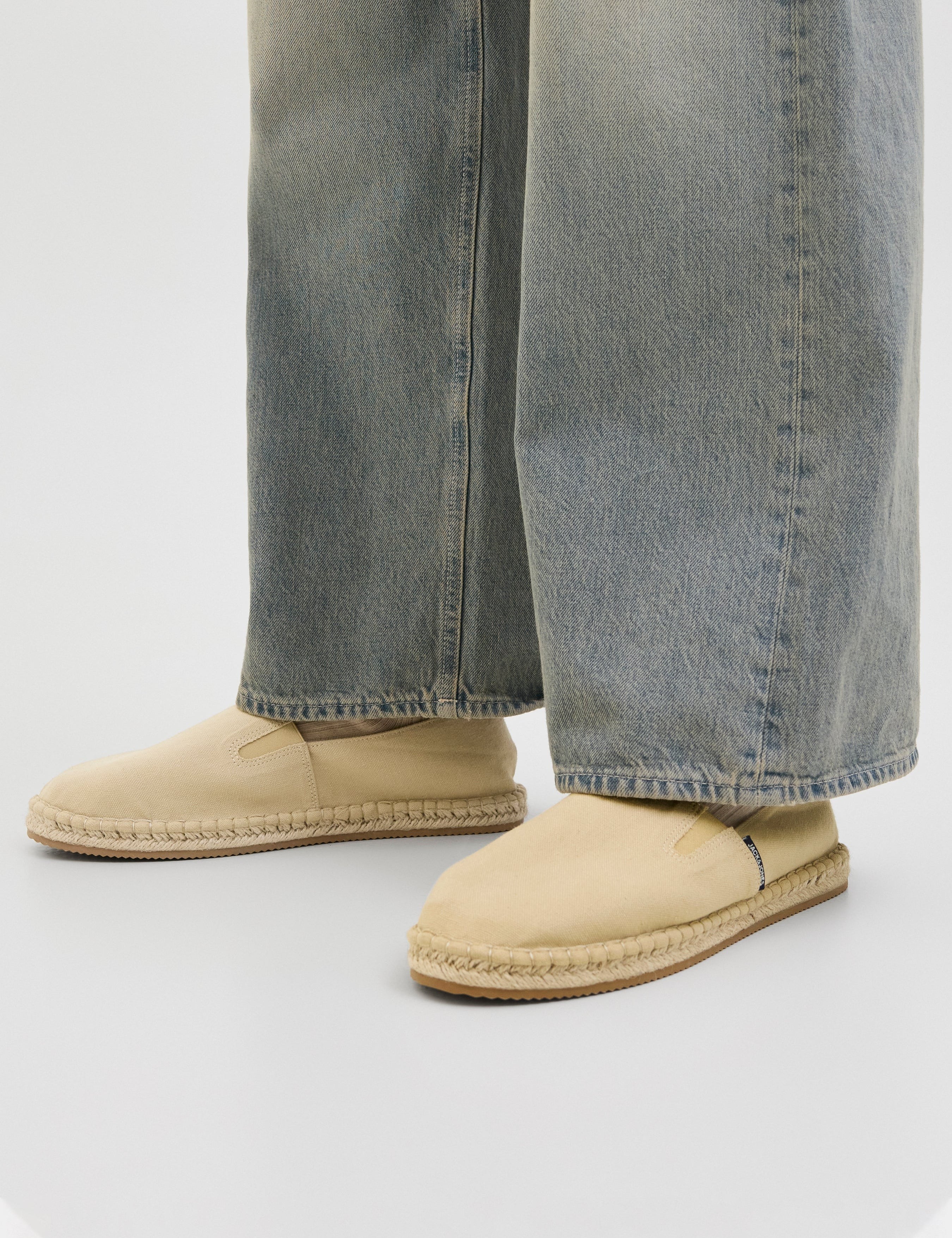 JACK & JONES JFWREGENT espadrille in anthracite - Image 1