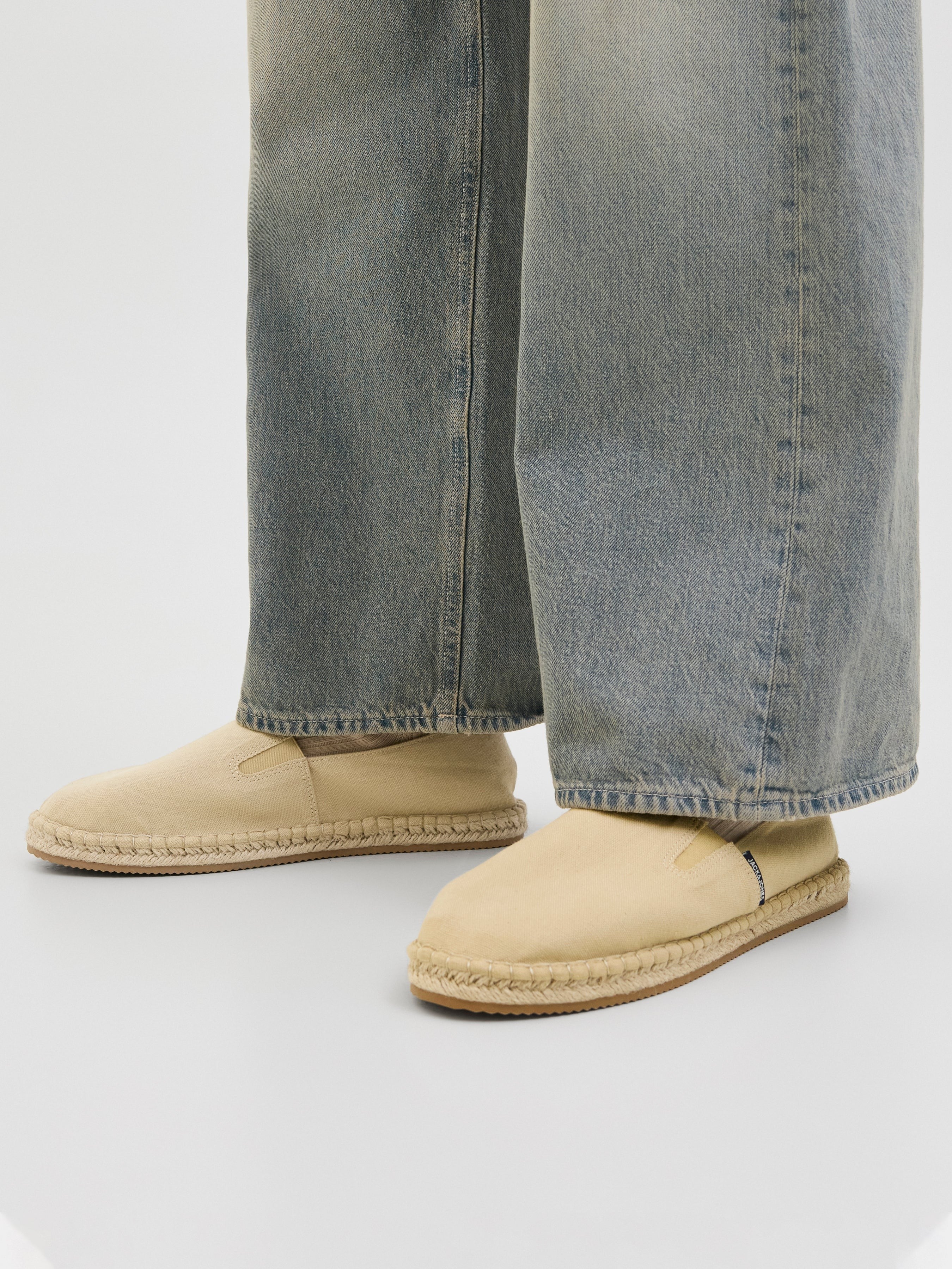 JACK & JONES JFWREGENT espadrille in anthracite - Image 1