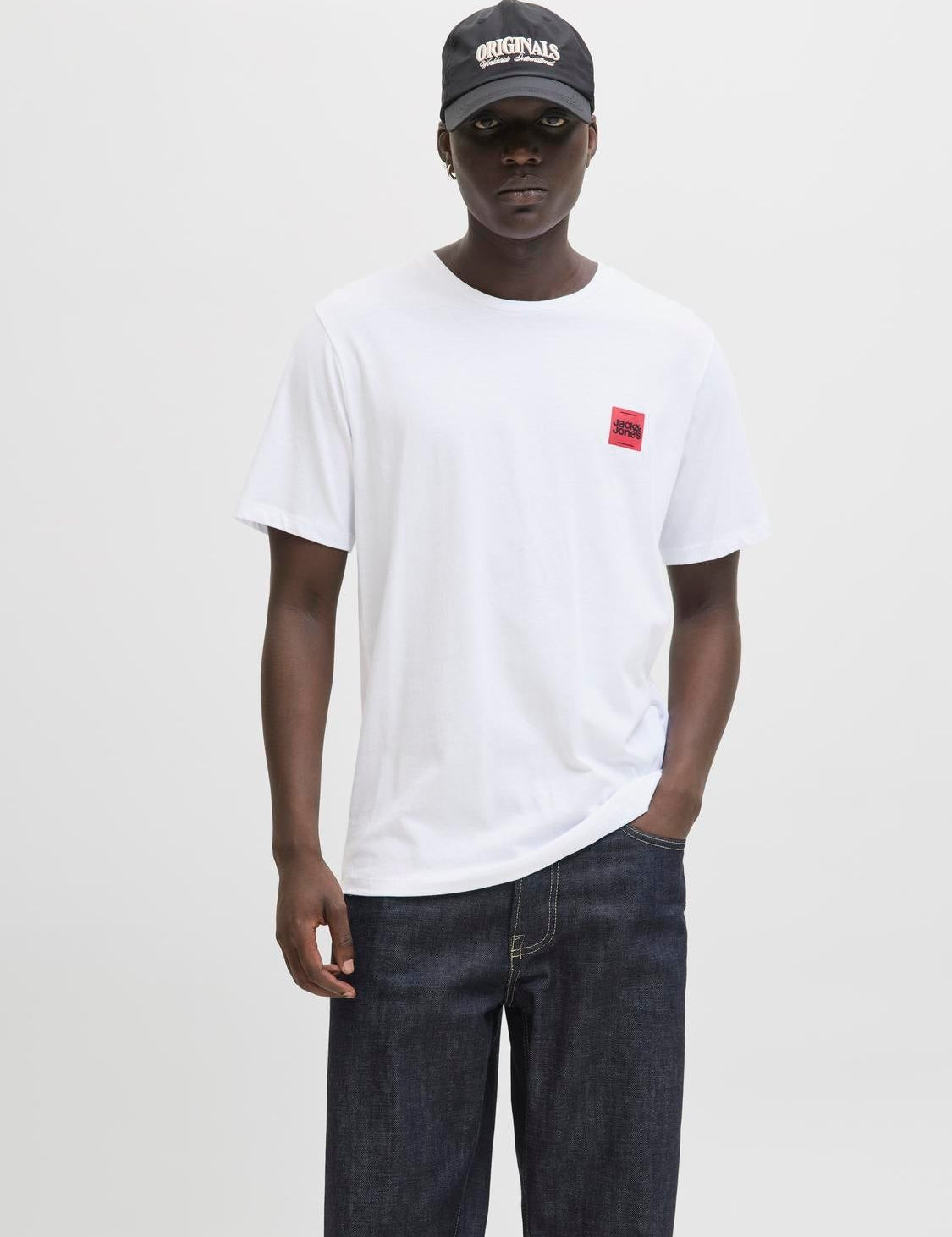 JACK & JONES JJBRANDY tee crew neck in white - Image 1