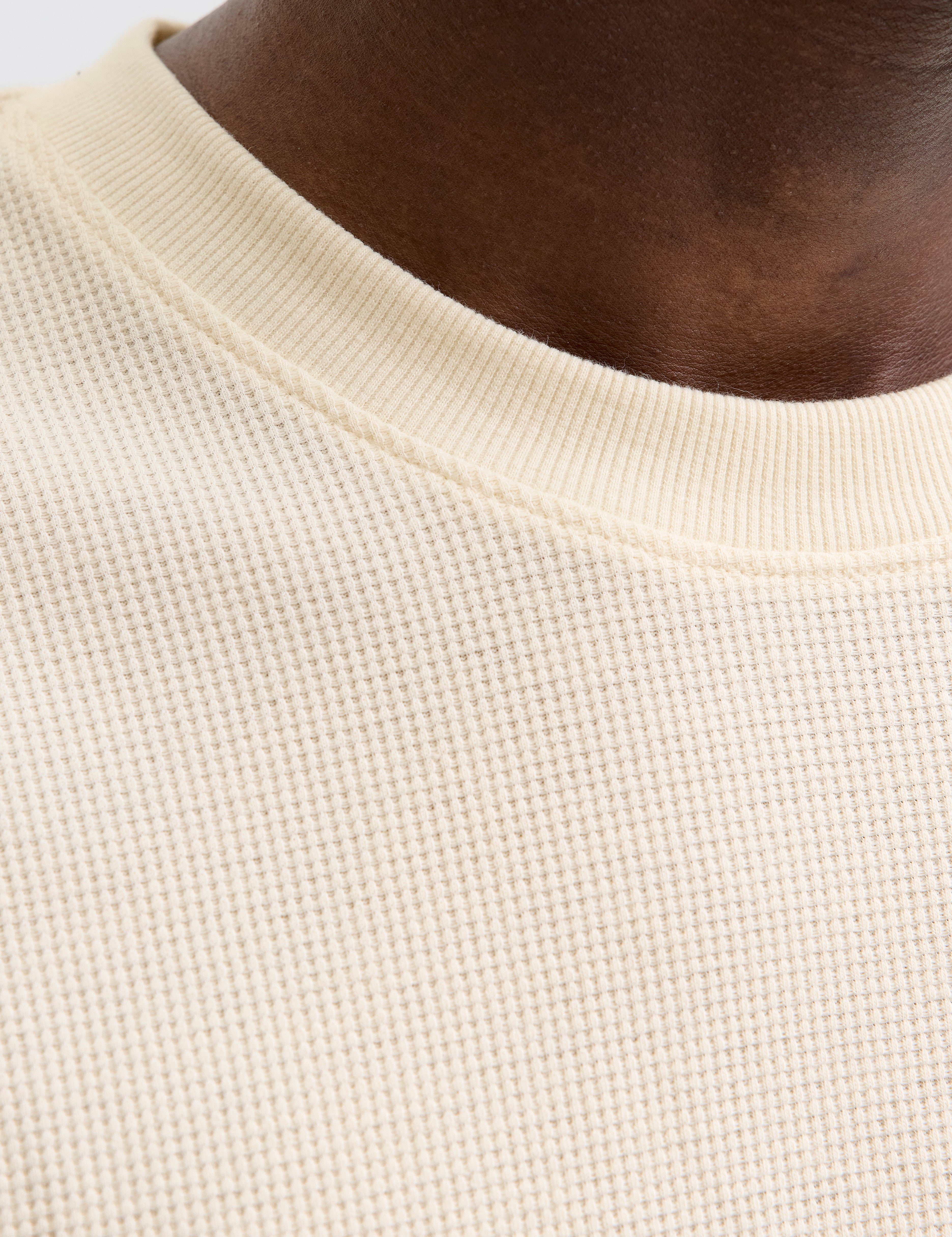 JACK & JONES JJEAUSTIN tee - antique white melange