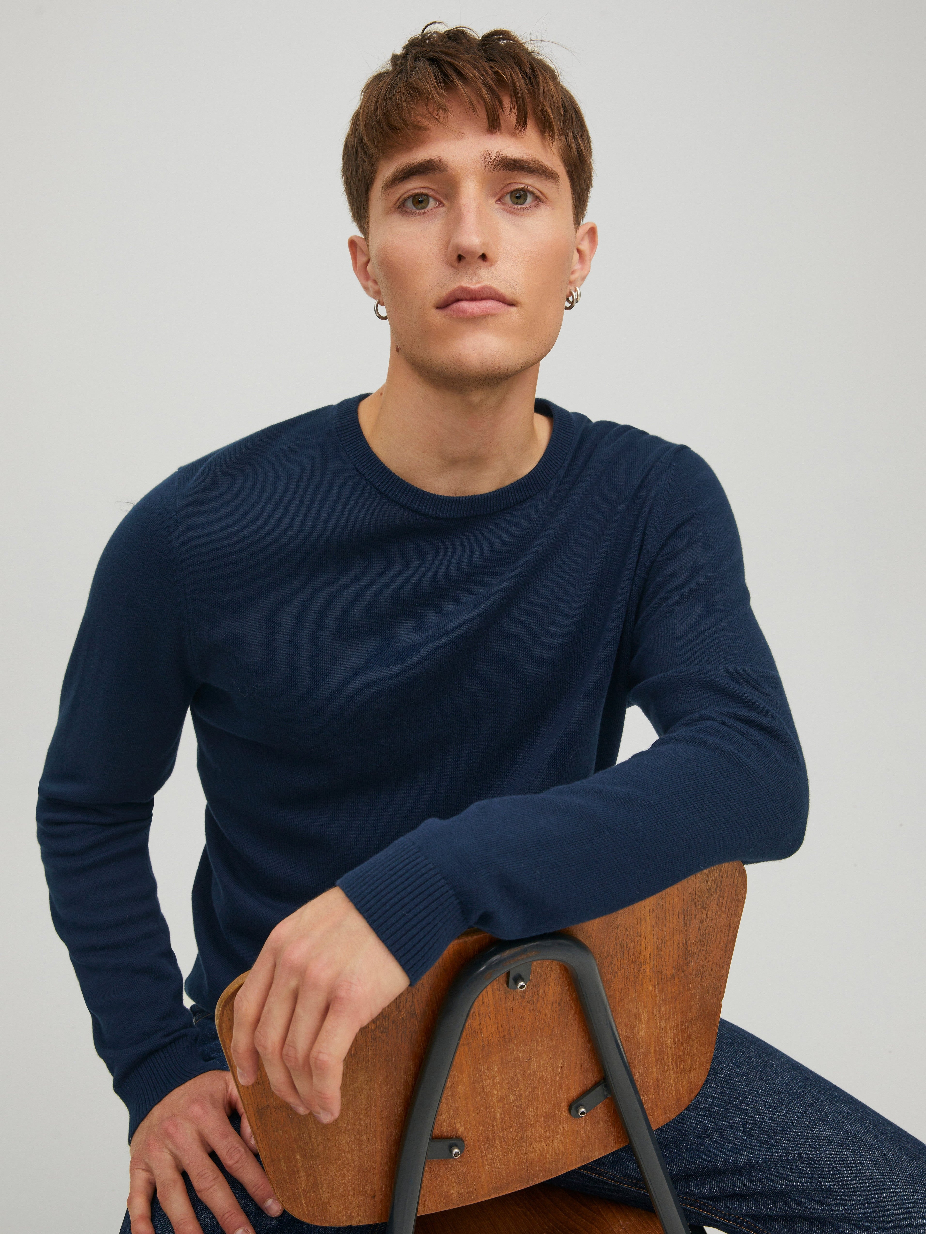 JACK & JONES JJEBASIC knit crew neck in navy blazer - Image 8