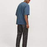JACK & JONES JJECHARGE faded tee o-neck in mood indigo - Image 2