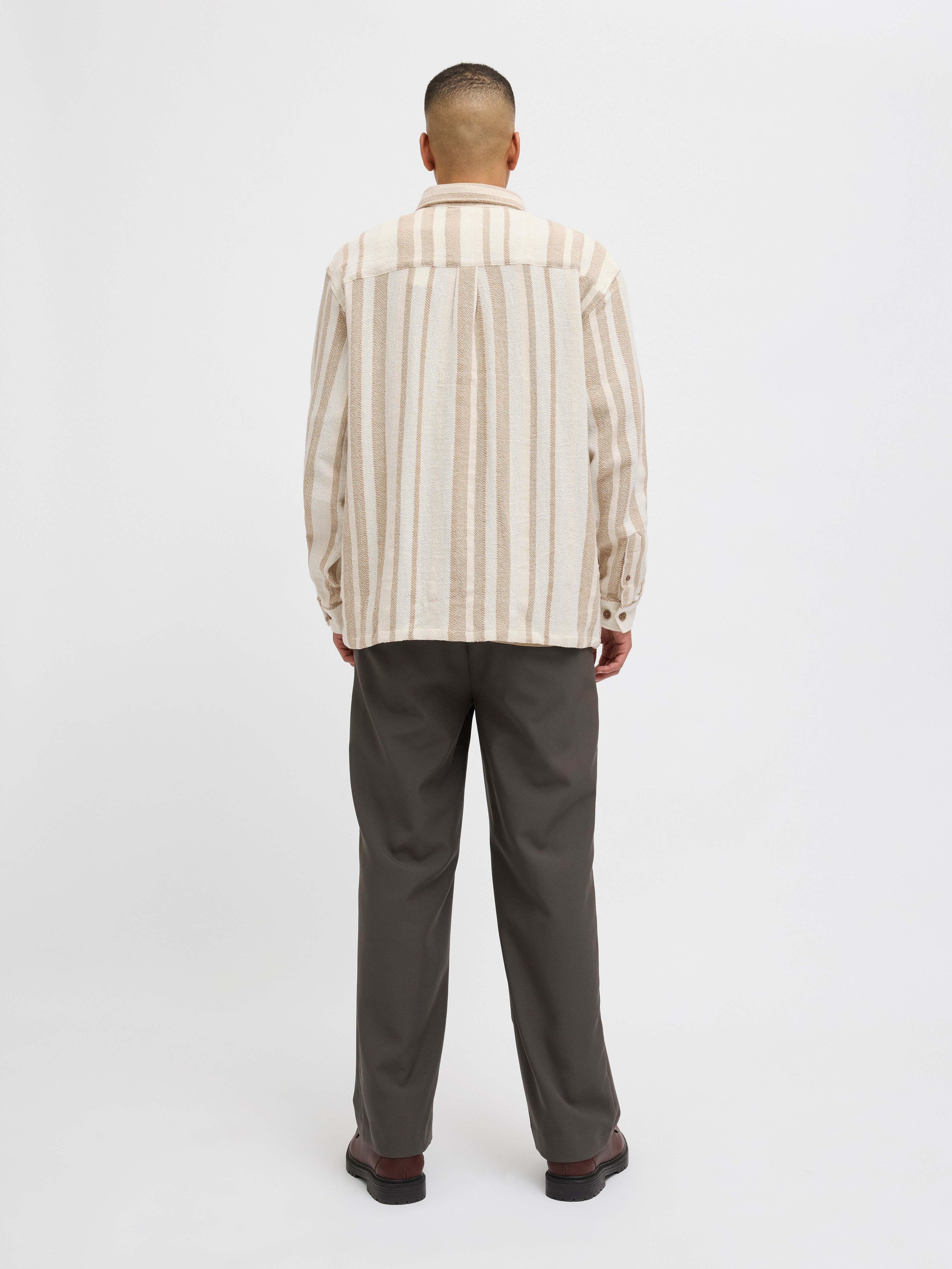JACK & JONES JJECHARGE overshirt in white - Image 2